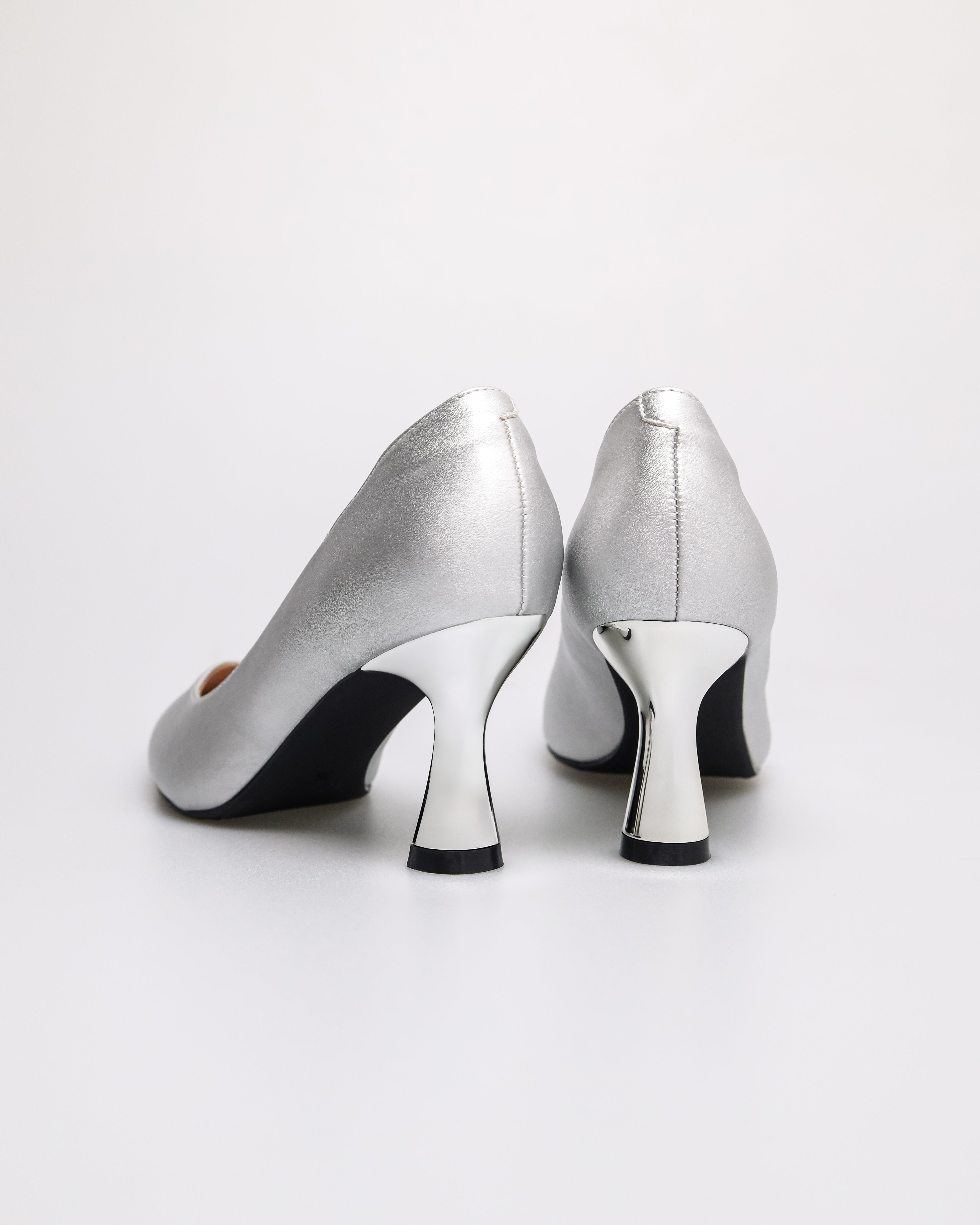 #color_silver