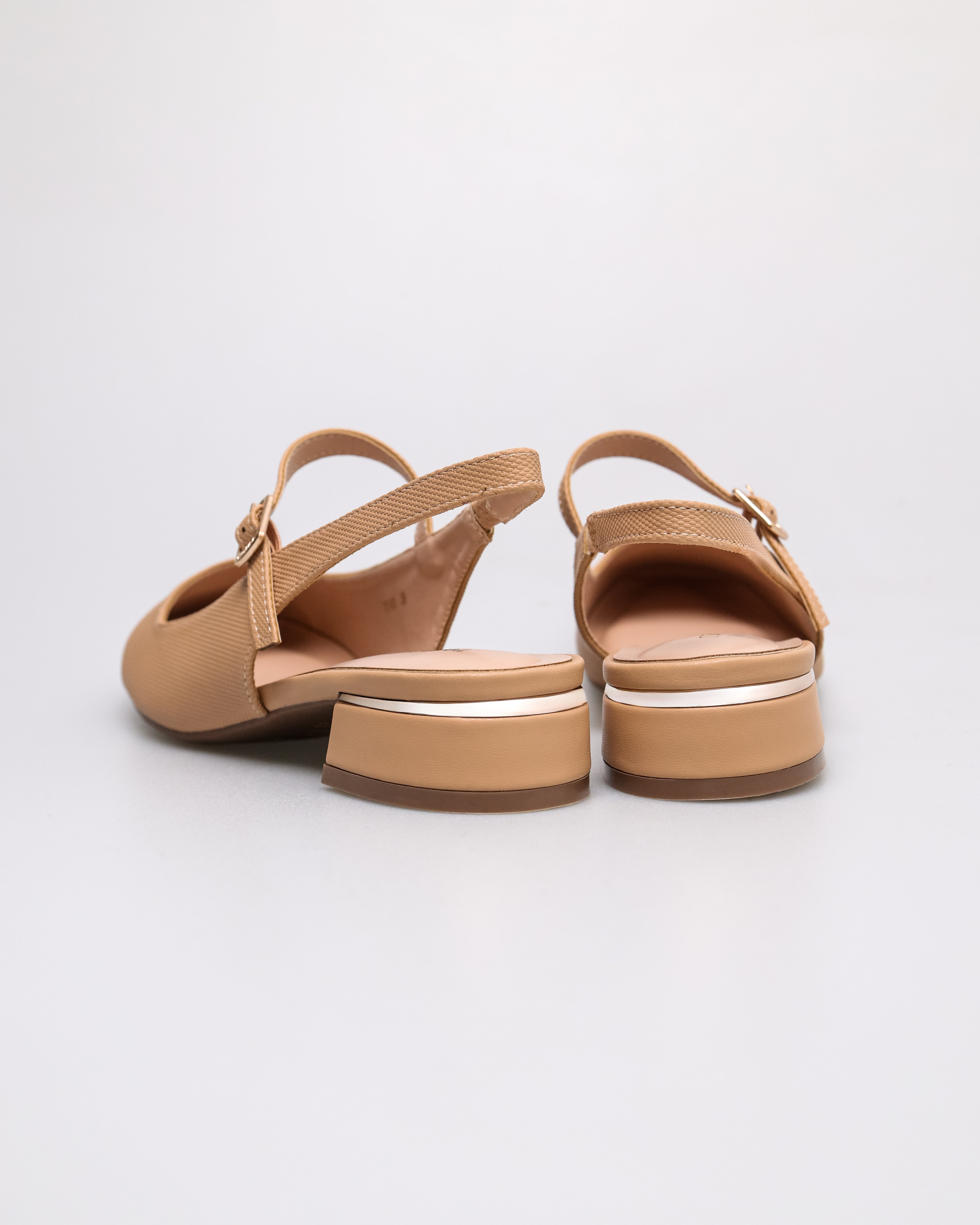 #color_beige
