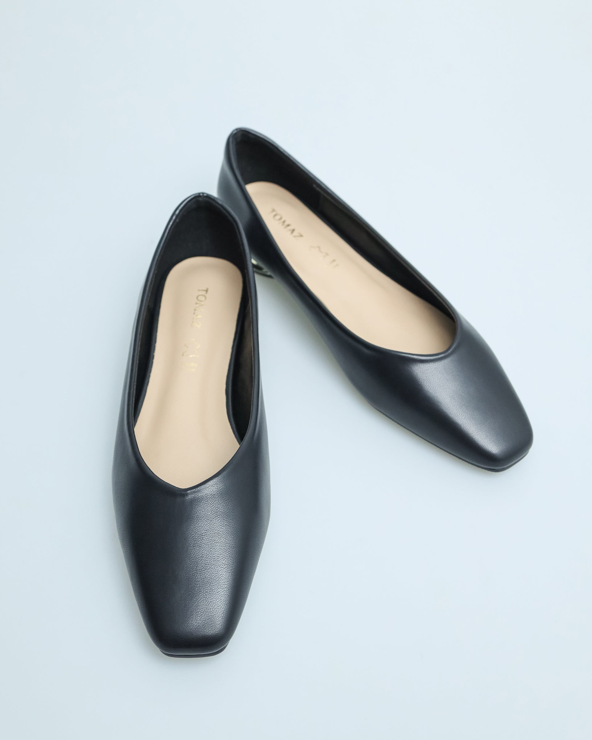 Tomaz YX86 Ladies Pointed Low Heels  (Black)