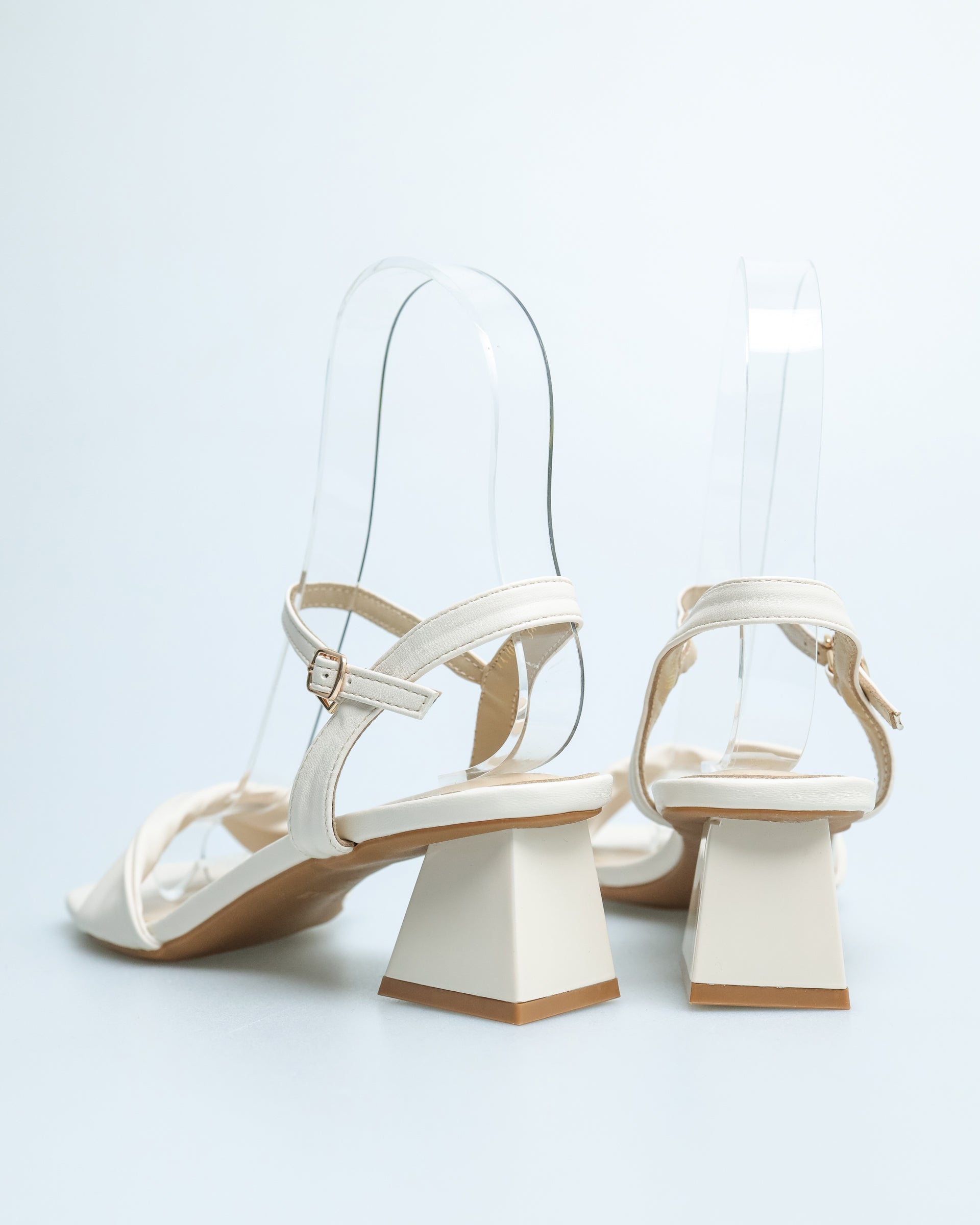 Tomaz YX109 Ladies Knotted Strap Slingback Heels (Cream)