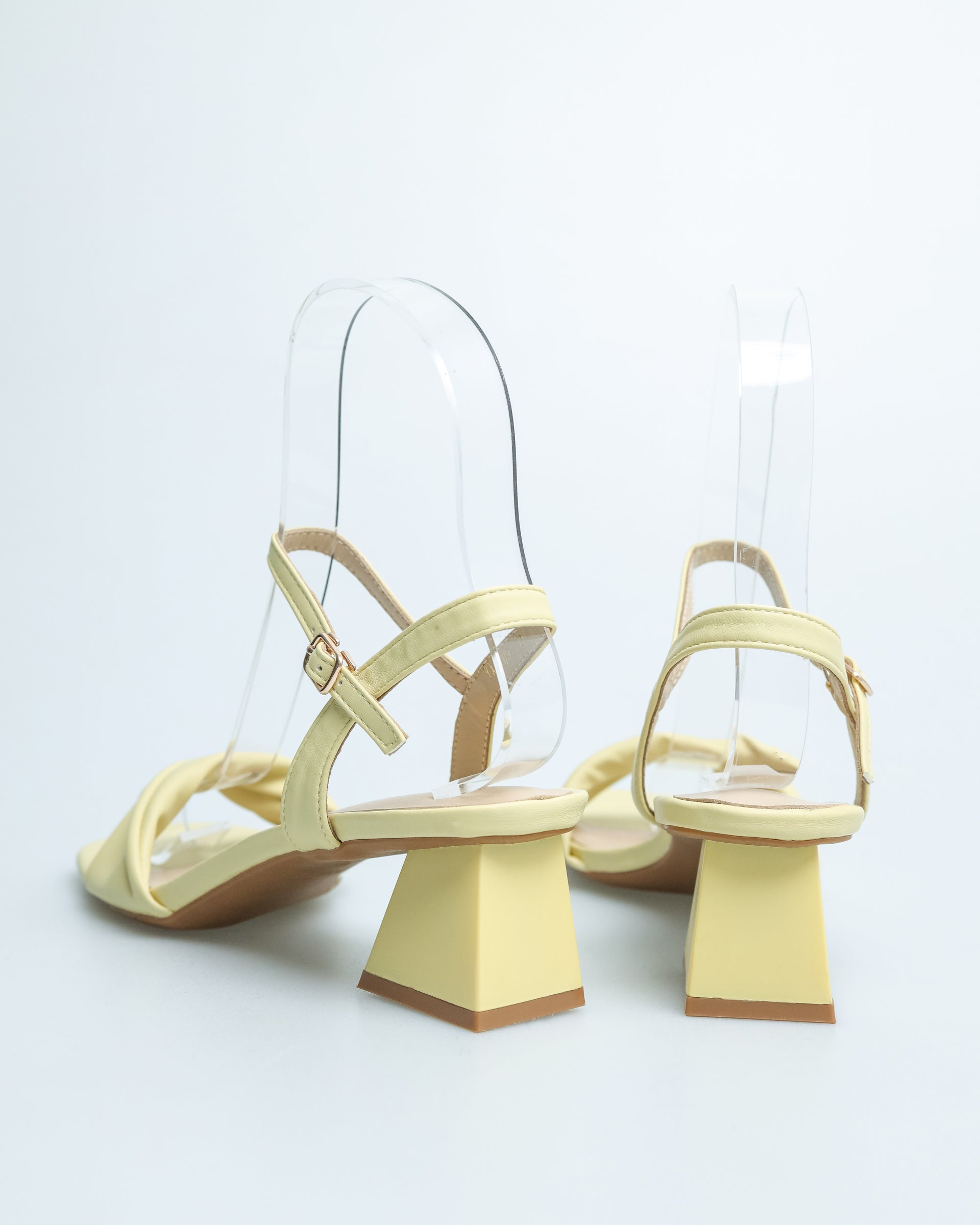 Tomaz YX109 Ladies Knotted Strap Slingback Heels (Yellow)