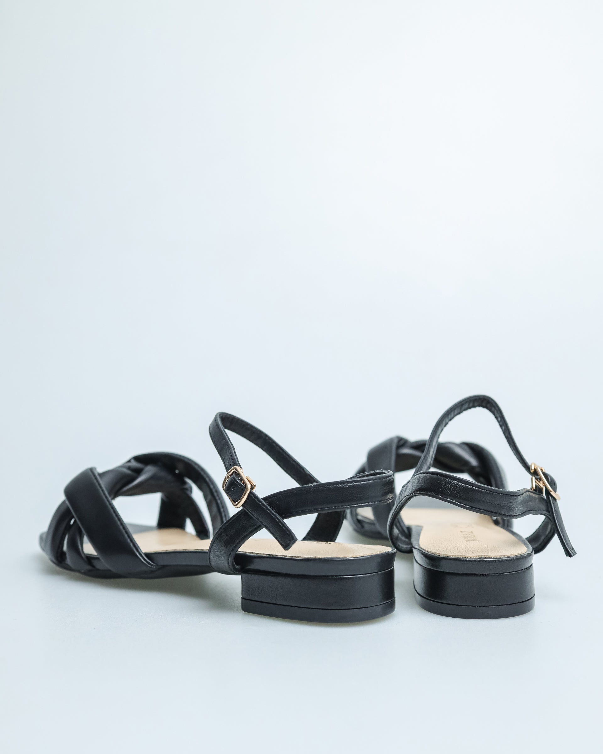 Sandal Selempang Belakang Tomaz YX83 Tali Pusing Wanita (Hitam)