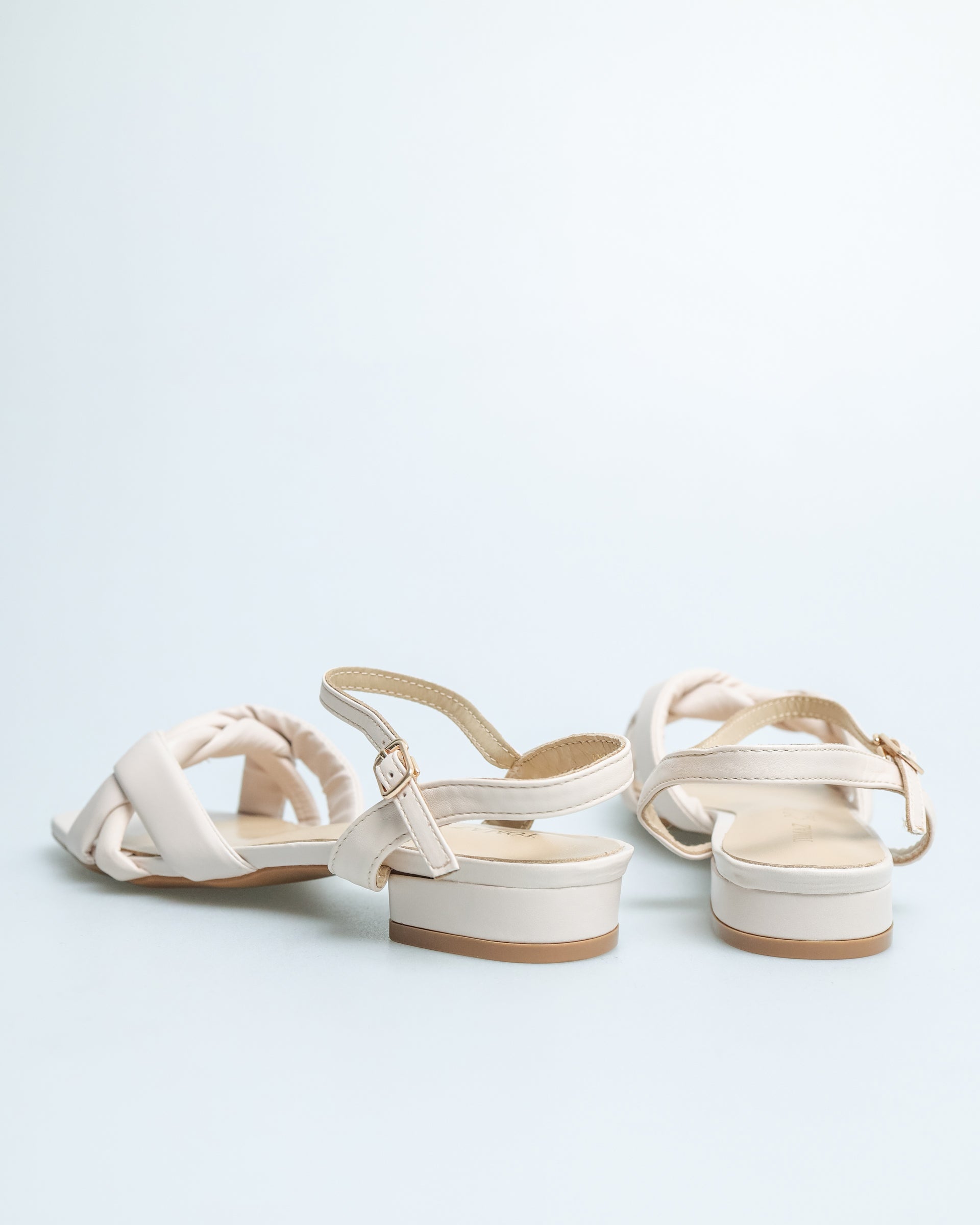 Tomaz YX83 Ladies Twisted Strap Slingback Sandals (Beige)