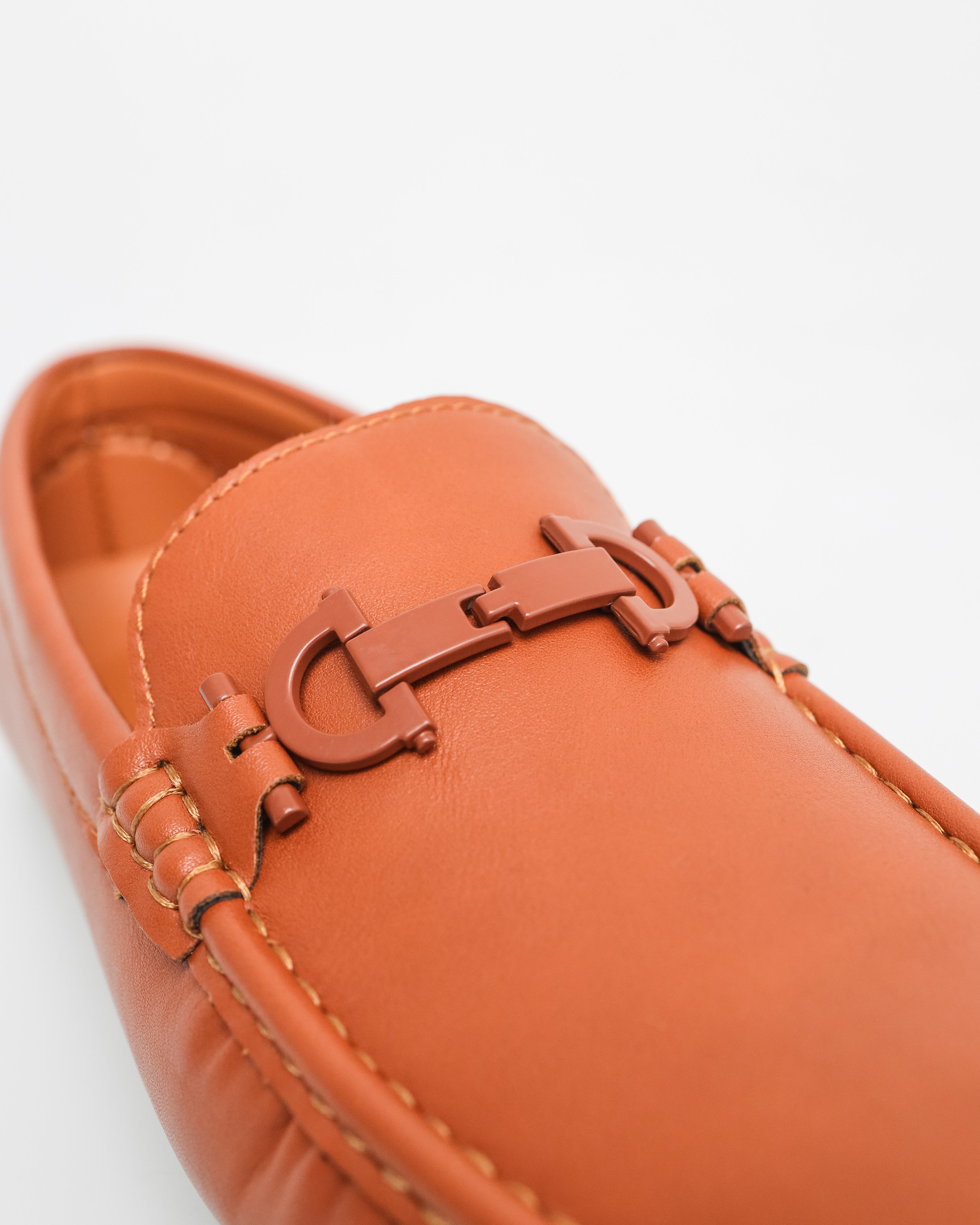 #color_brown