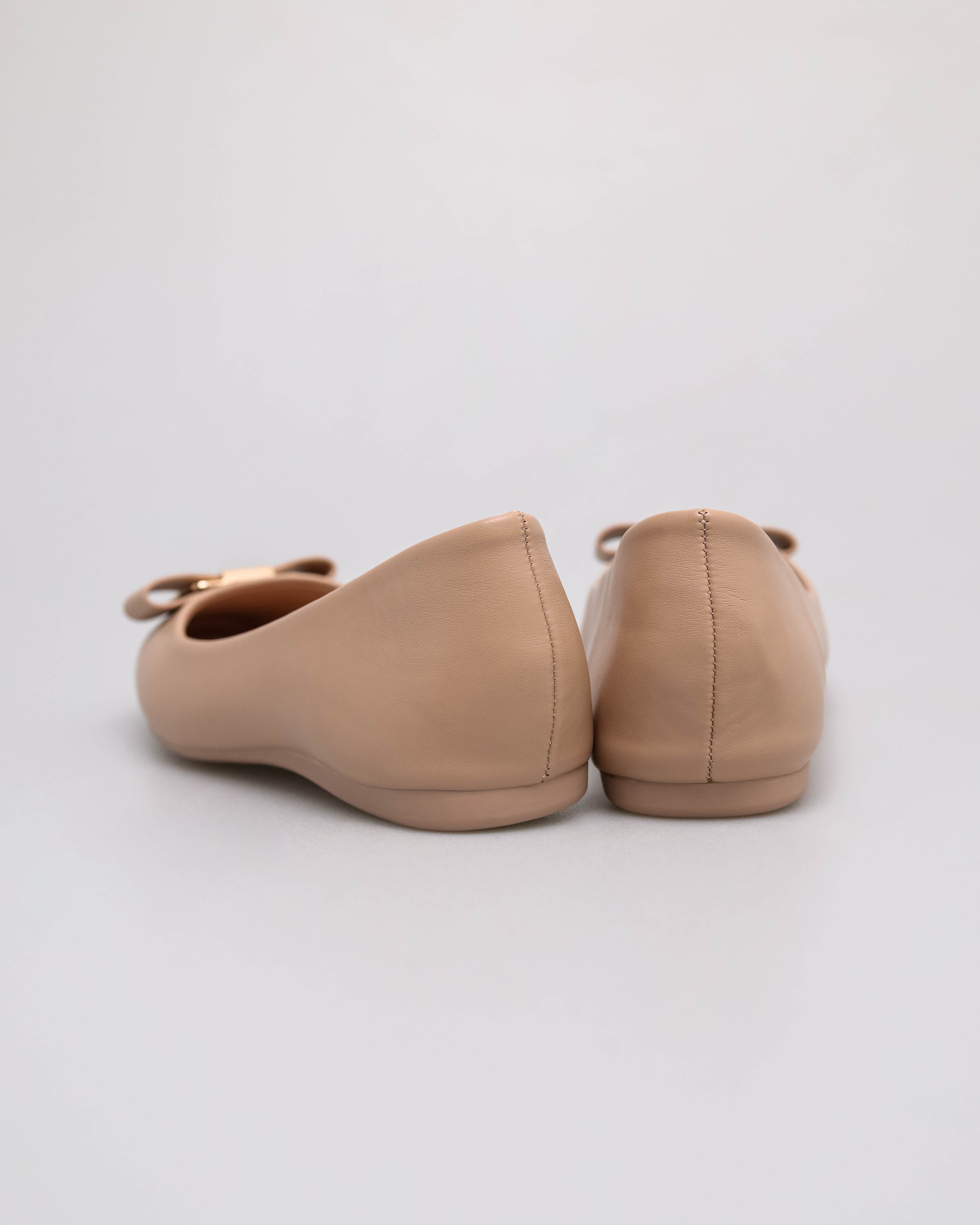 #color_beige