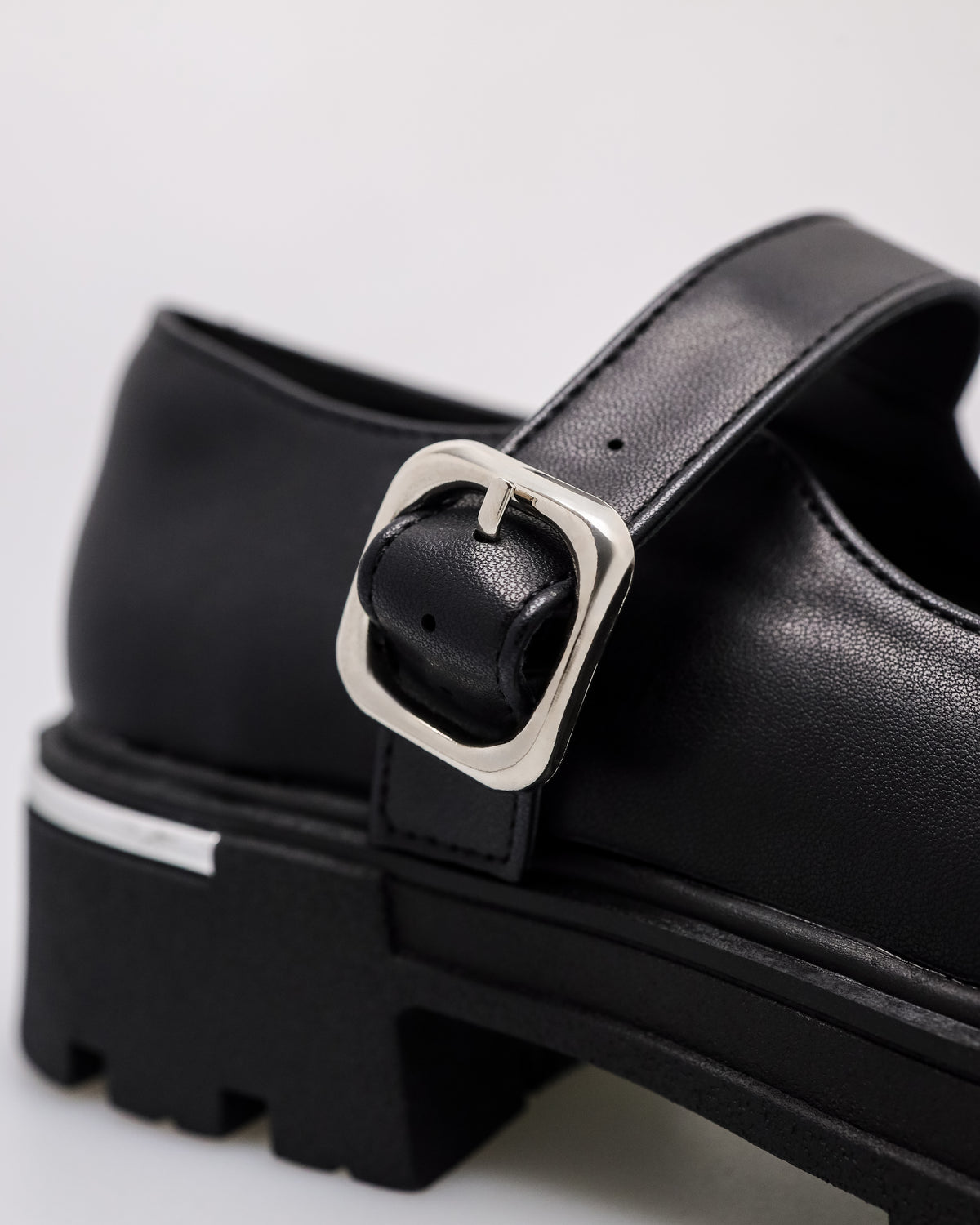 #color_black pu