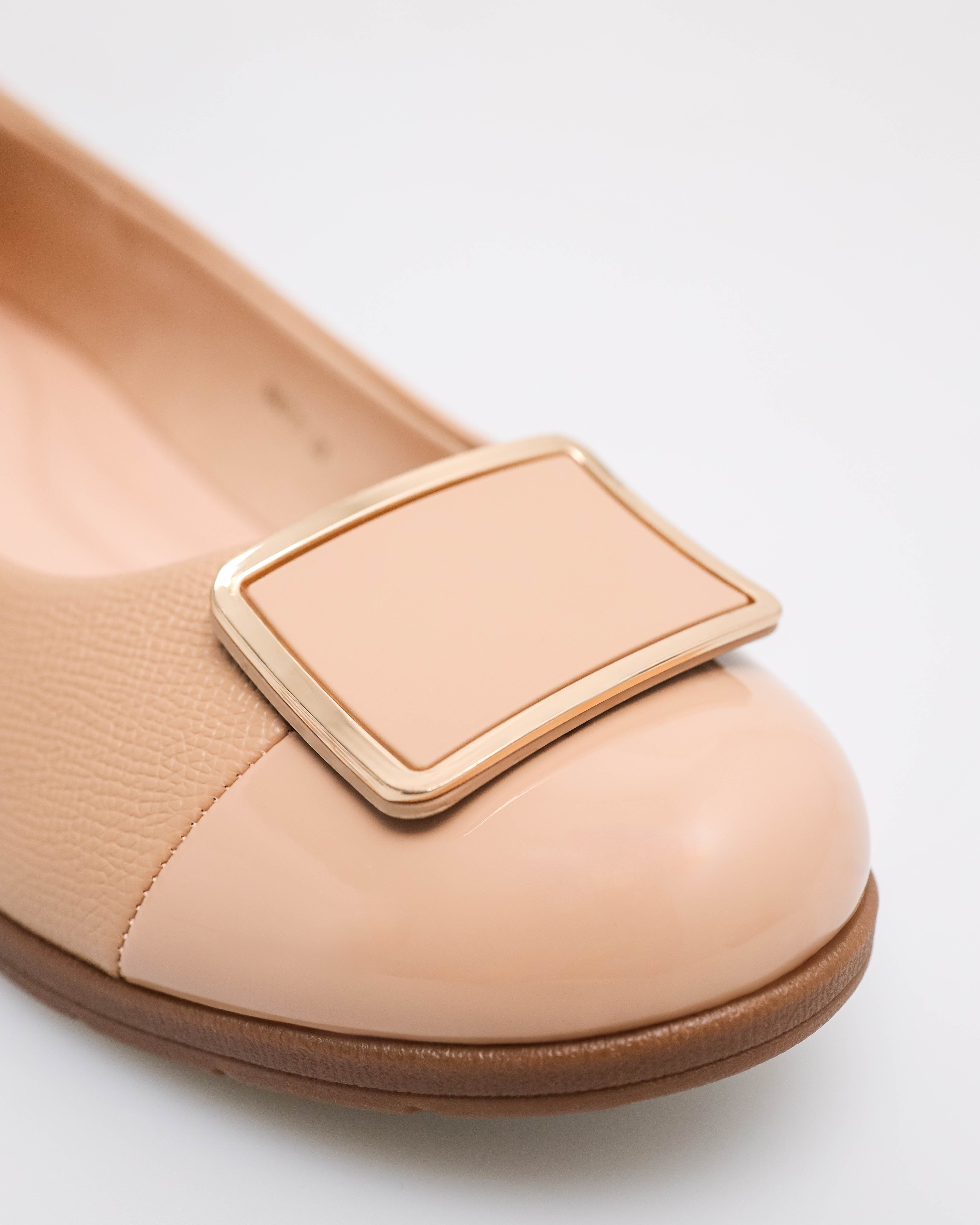 #color_beige