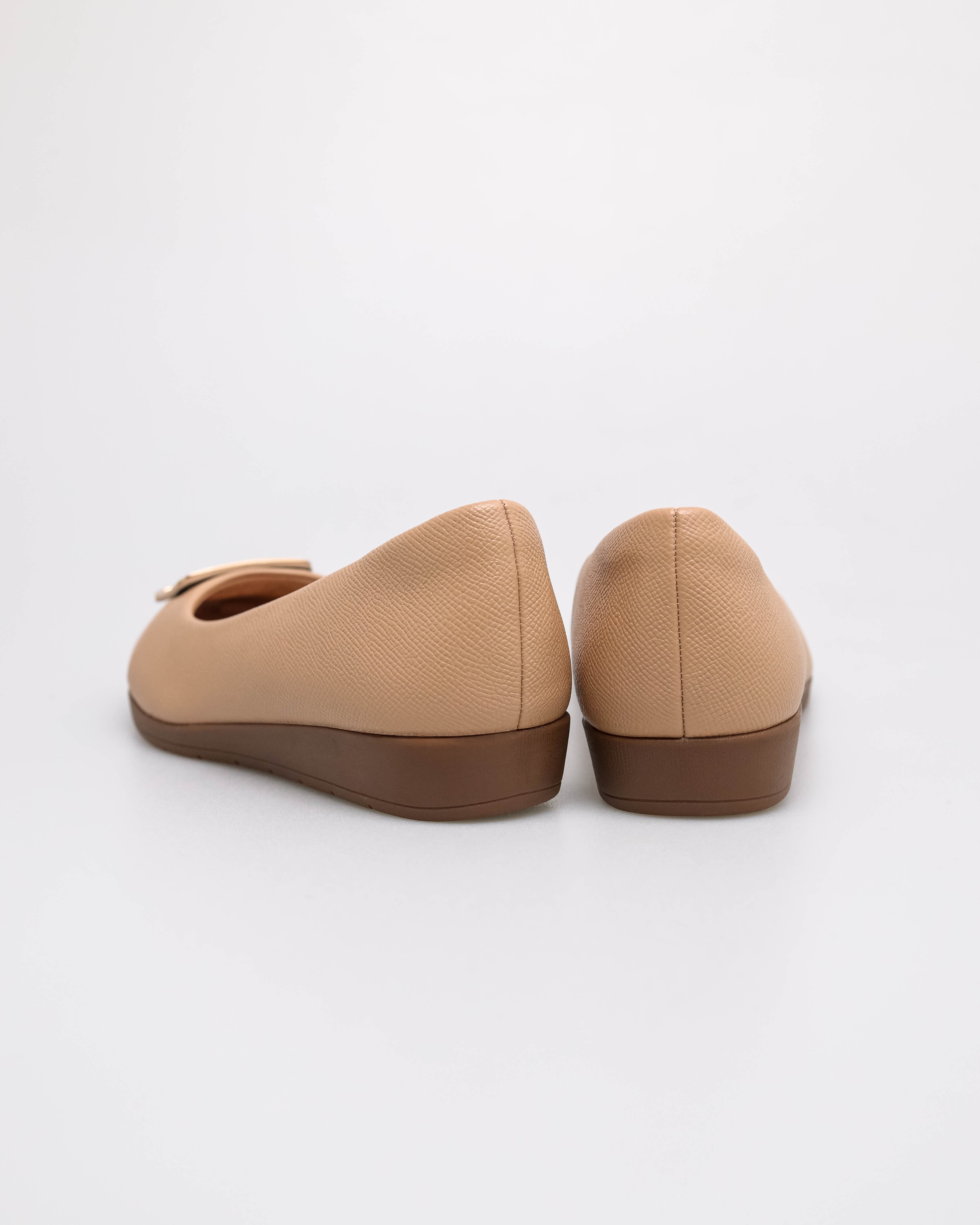 #color_beige