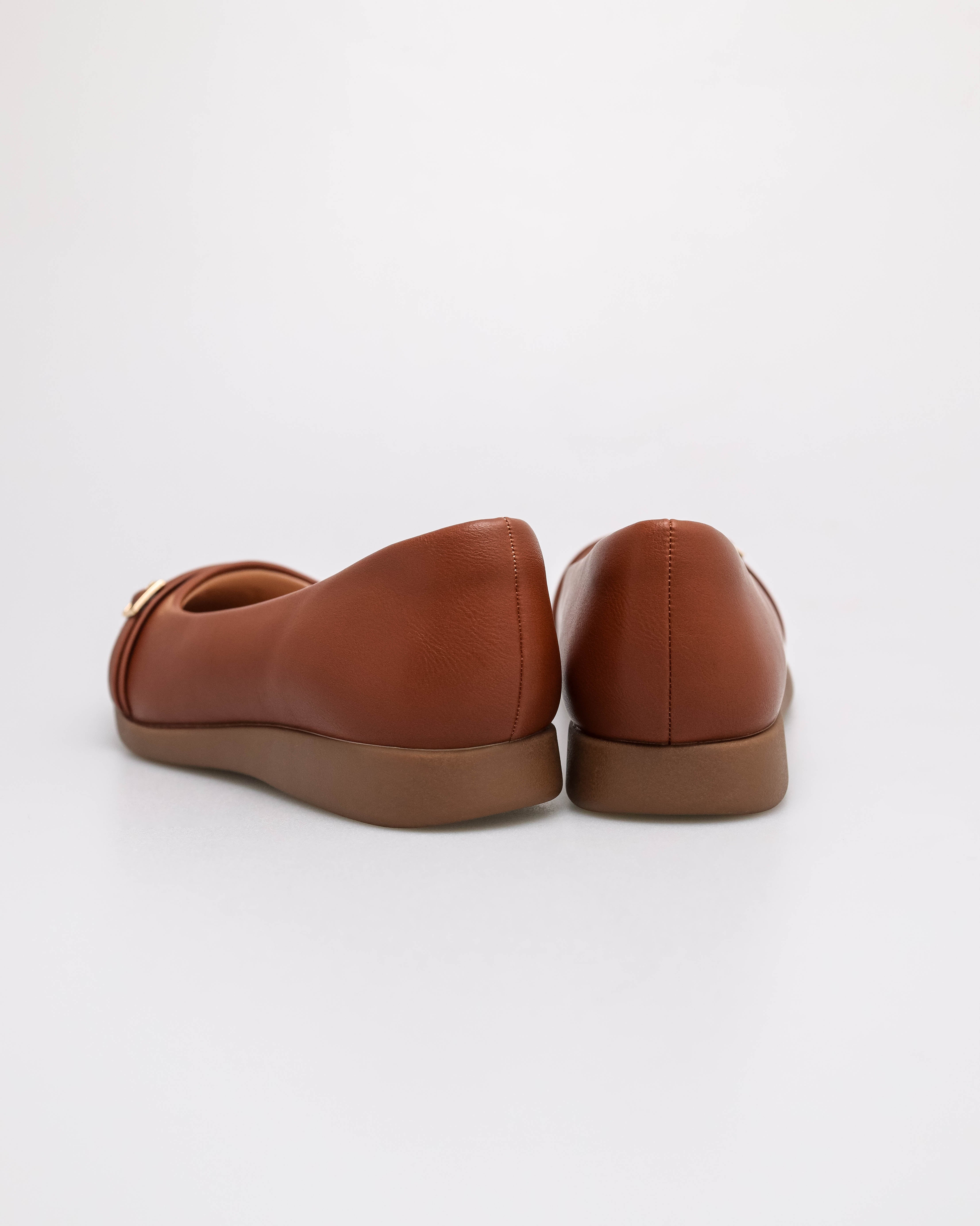 #color_brown