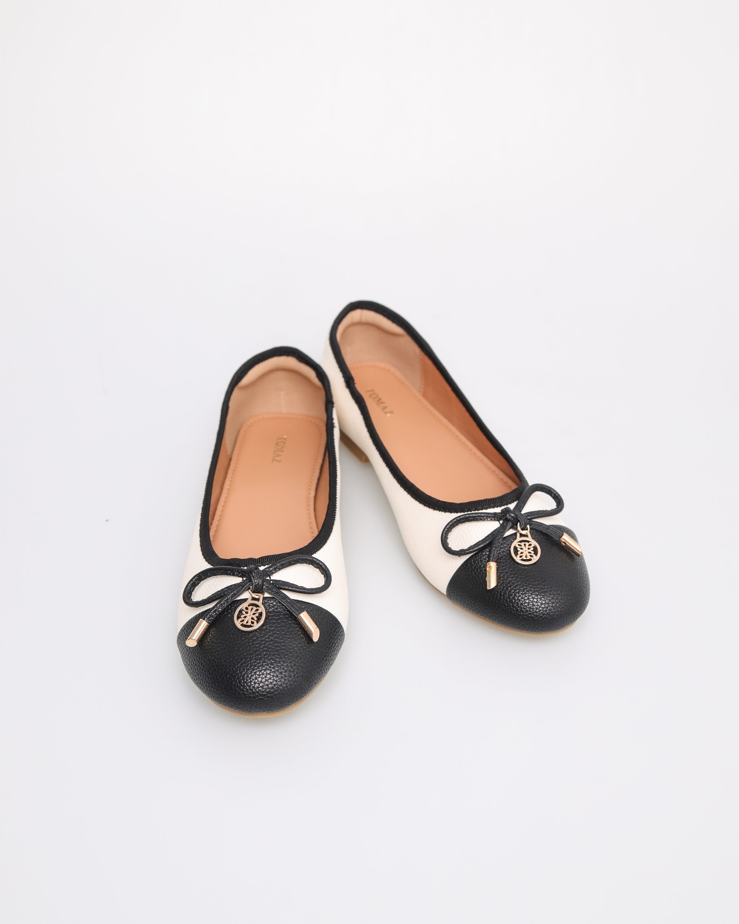 Tomaz FL048 Reben Wanita Flat Dua Nada (Krim/Hitam)
