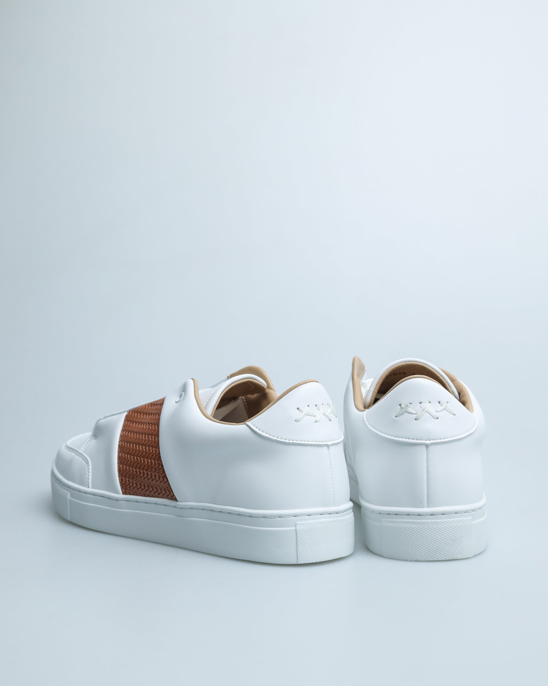 #color_white