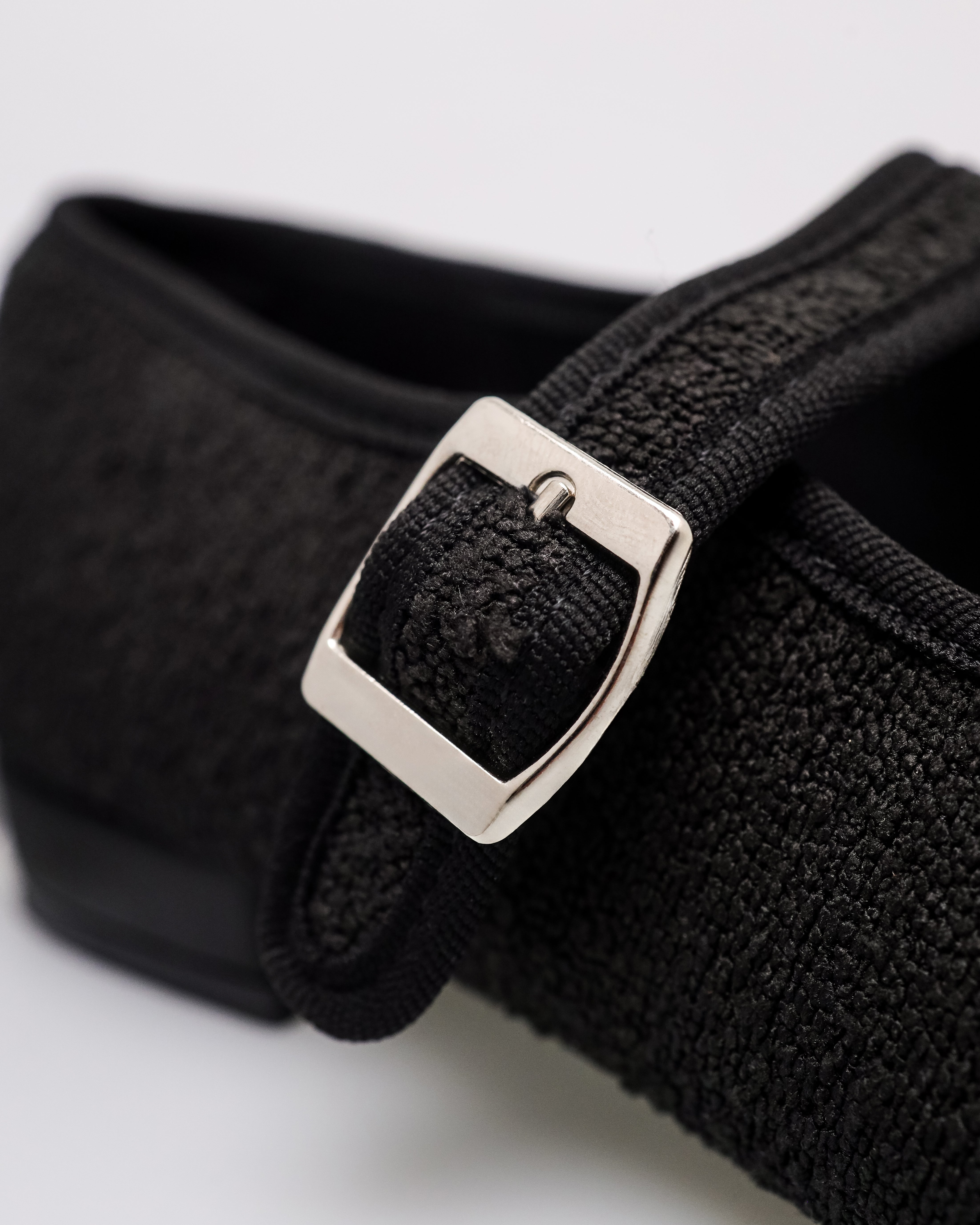 #color_black