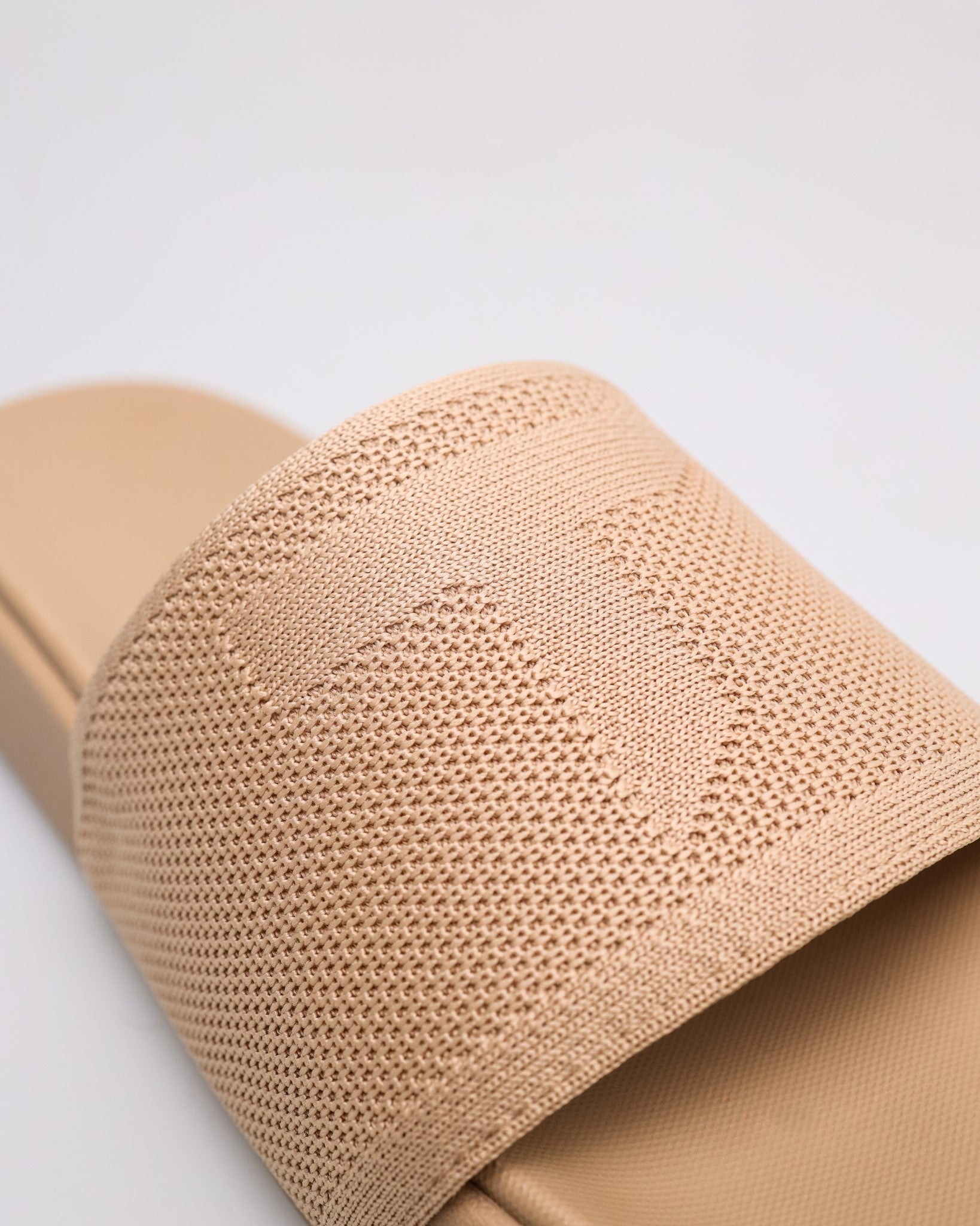 #color_beige