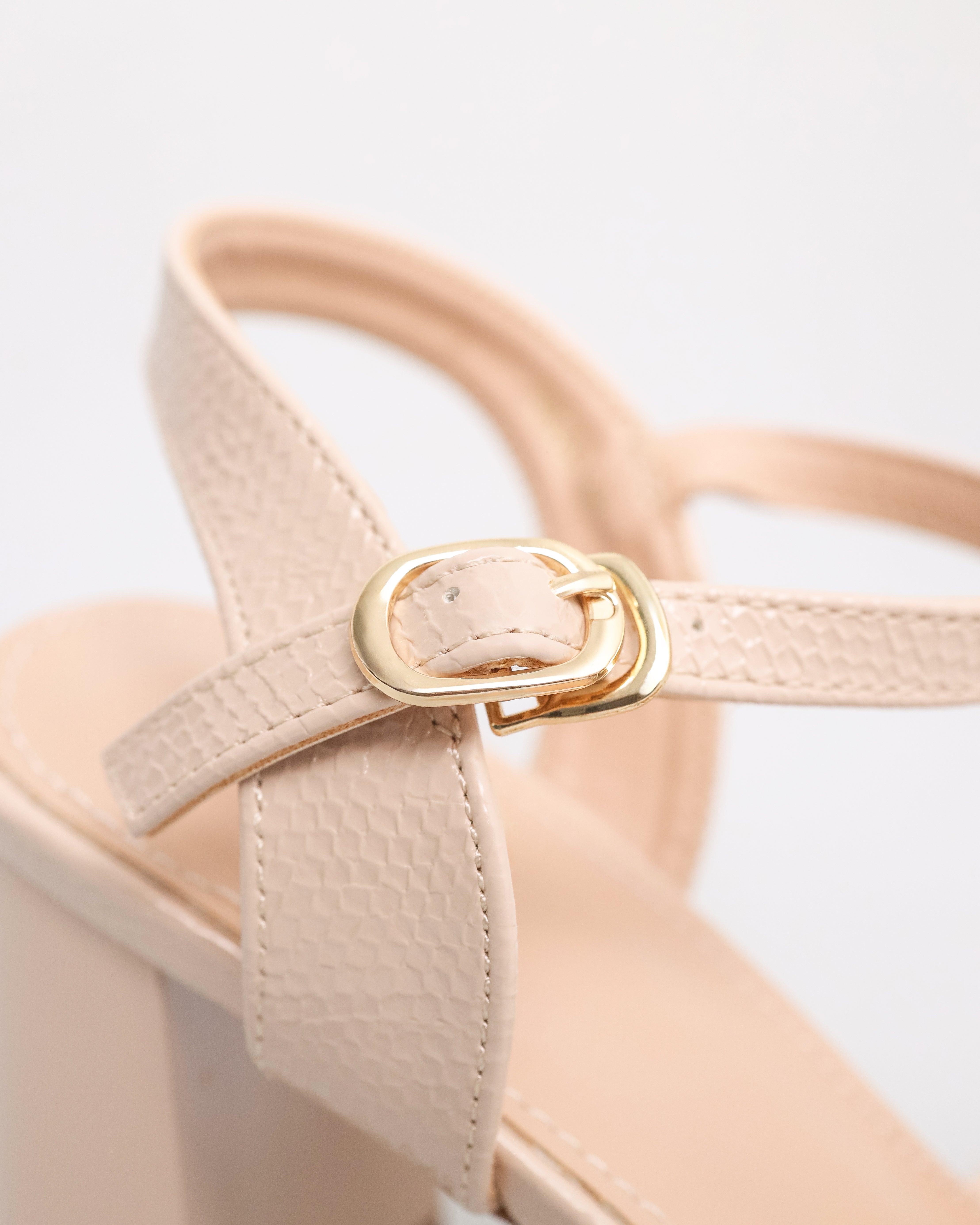 #color_beige
