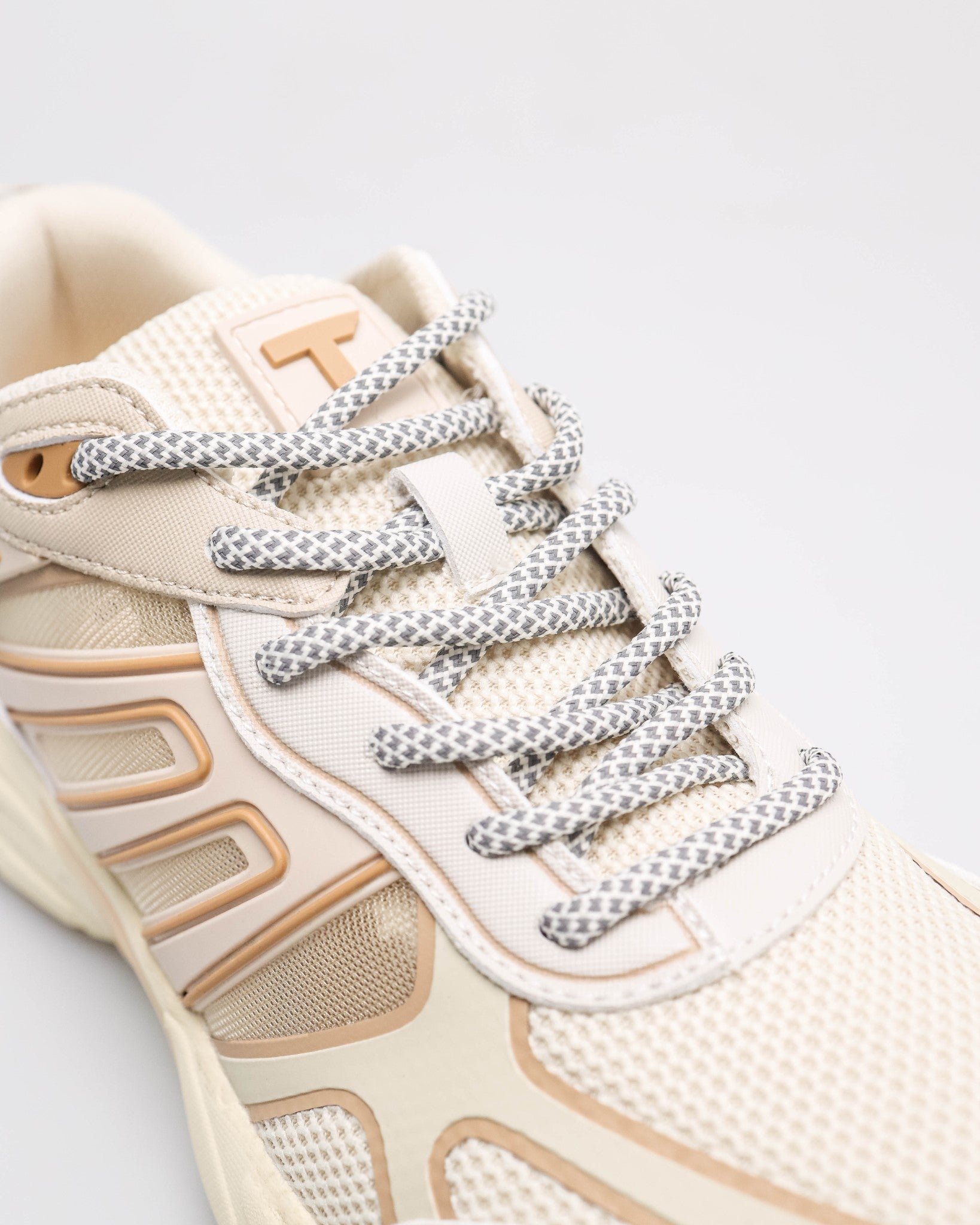 #color_beige