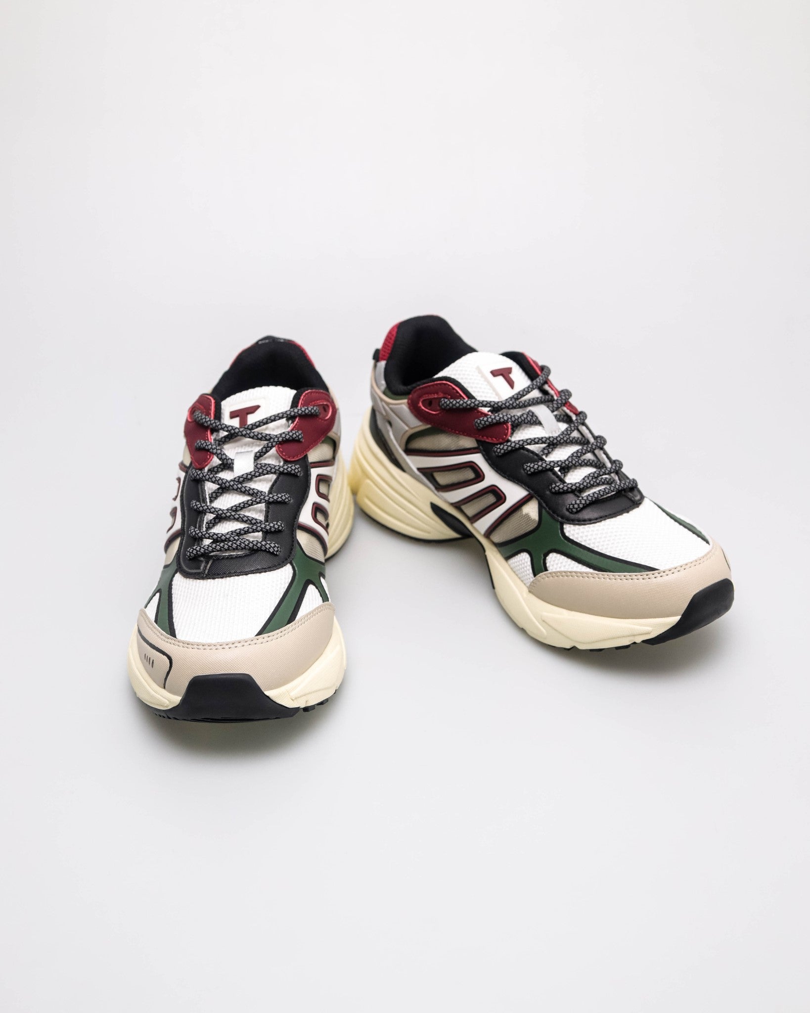 #color_cream/black