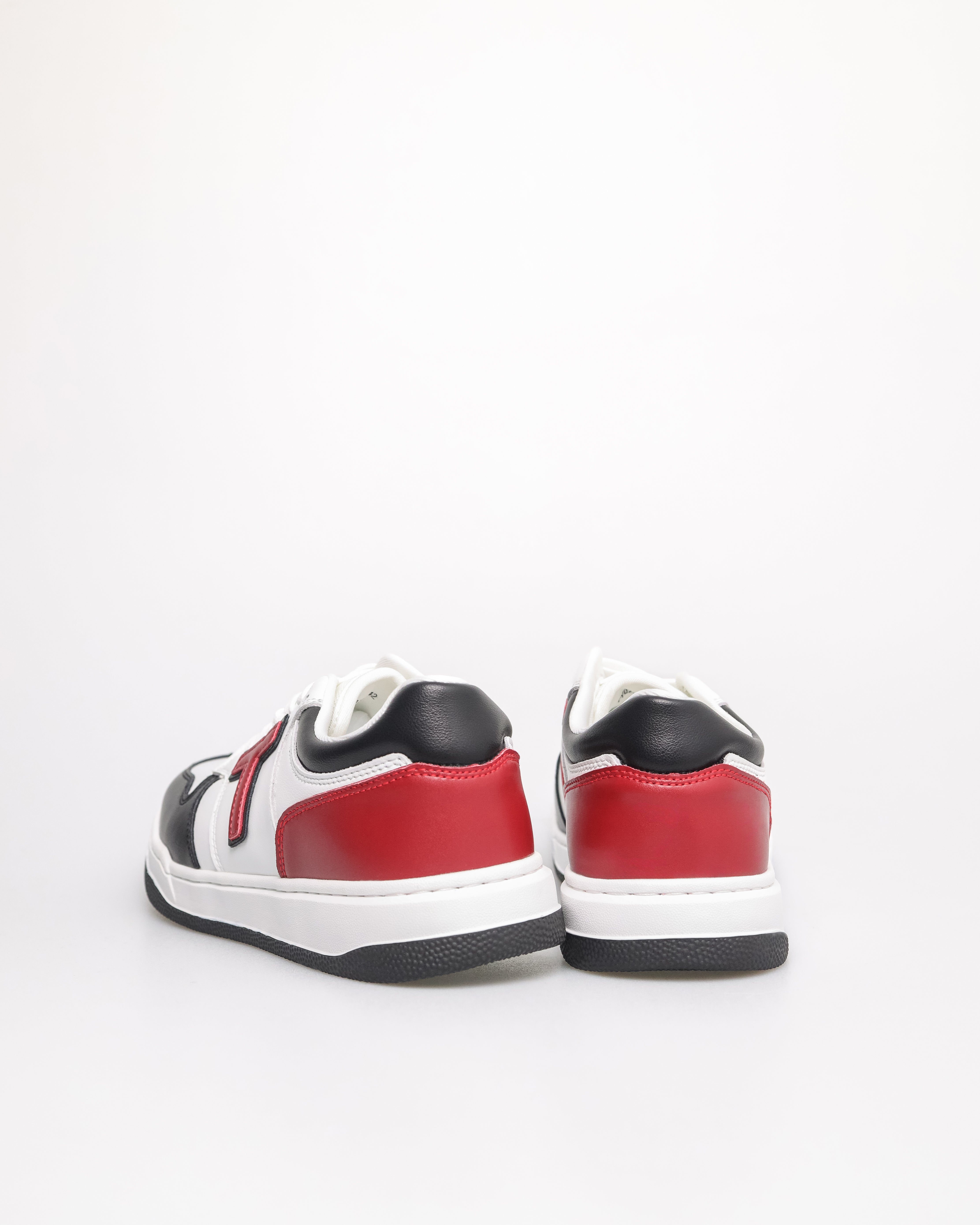 #color_black/white/red