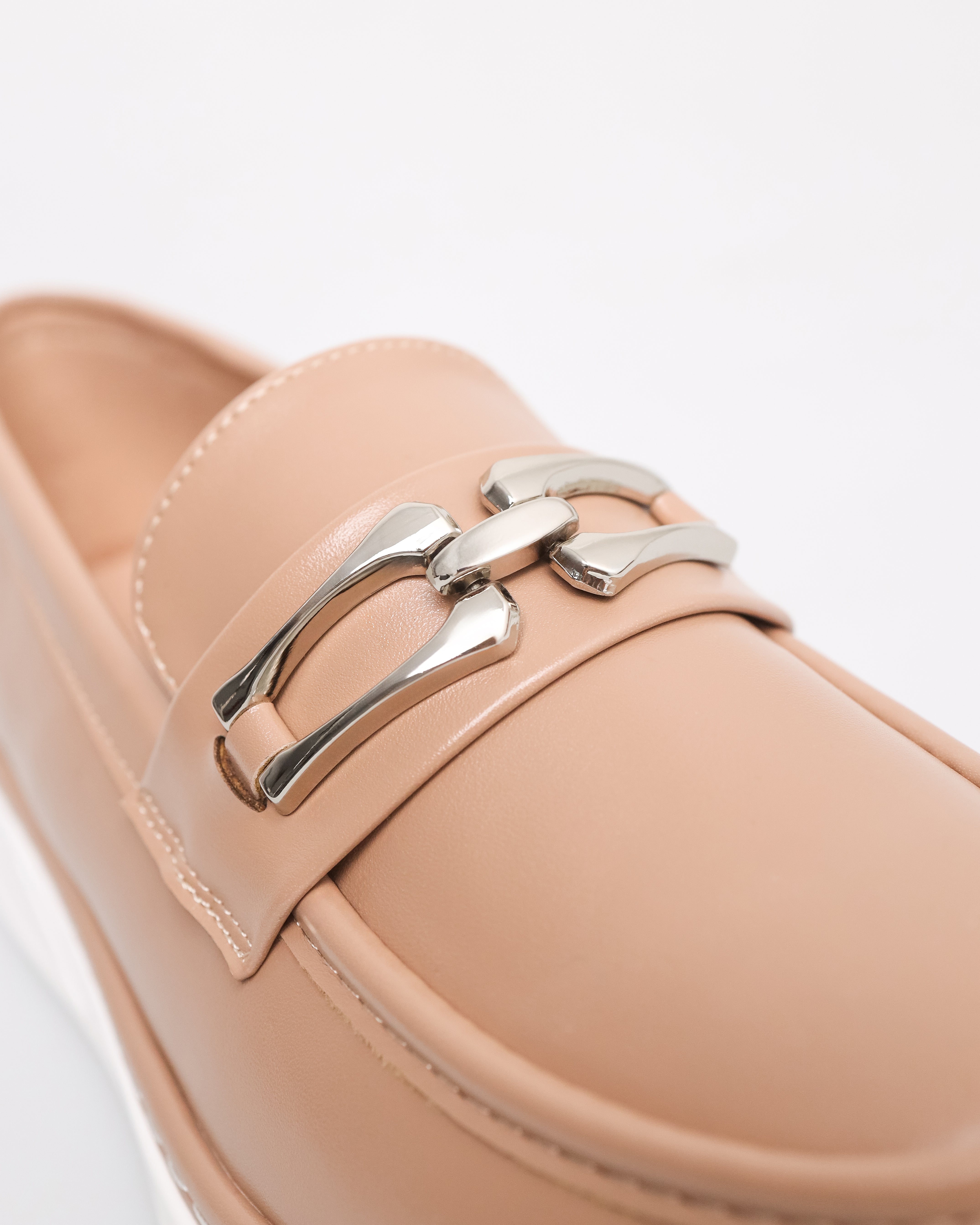 #color_khaki