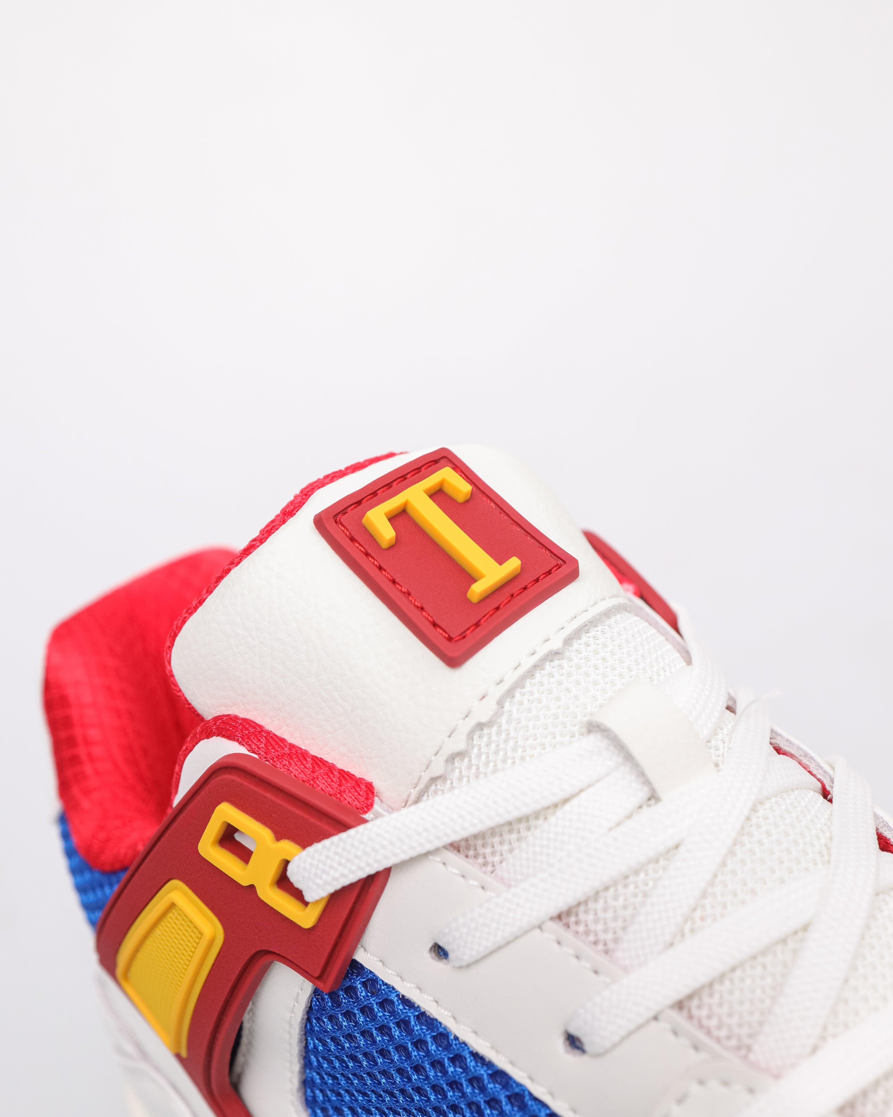 #color_white/red