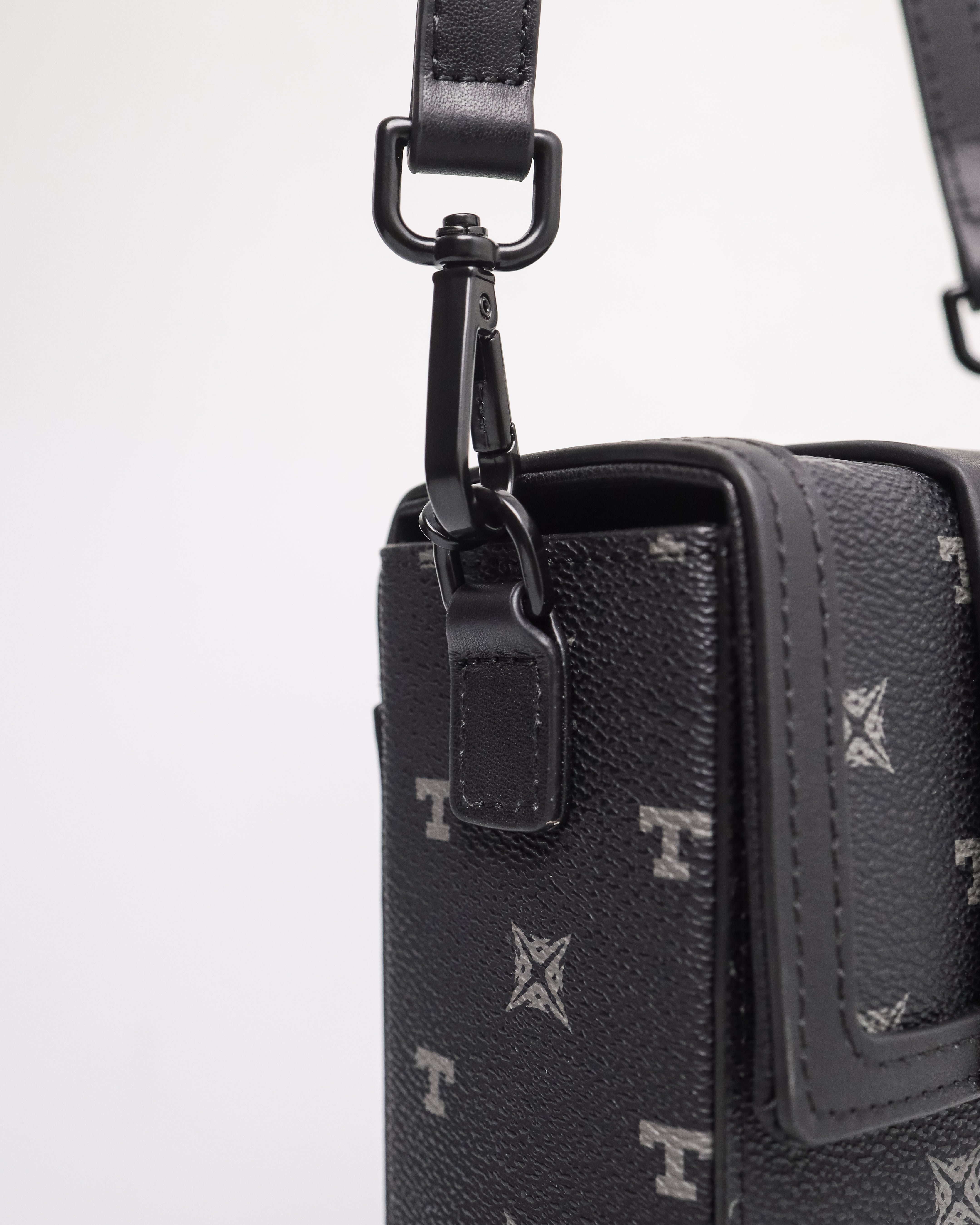 Tomaz NT-TZ433 Monogram Elongated Mini Bag