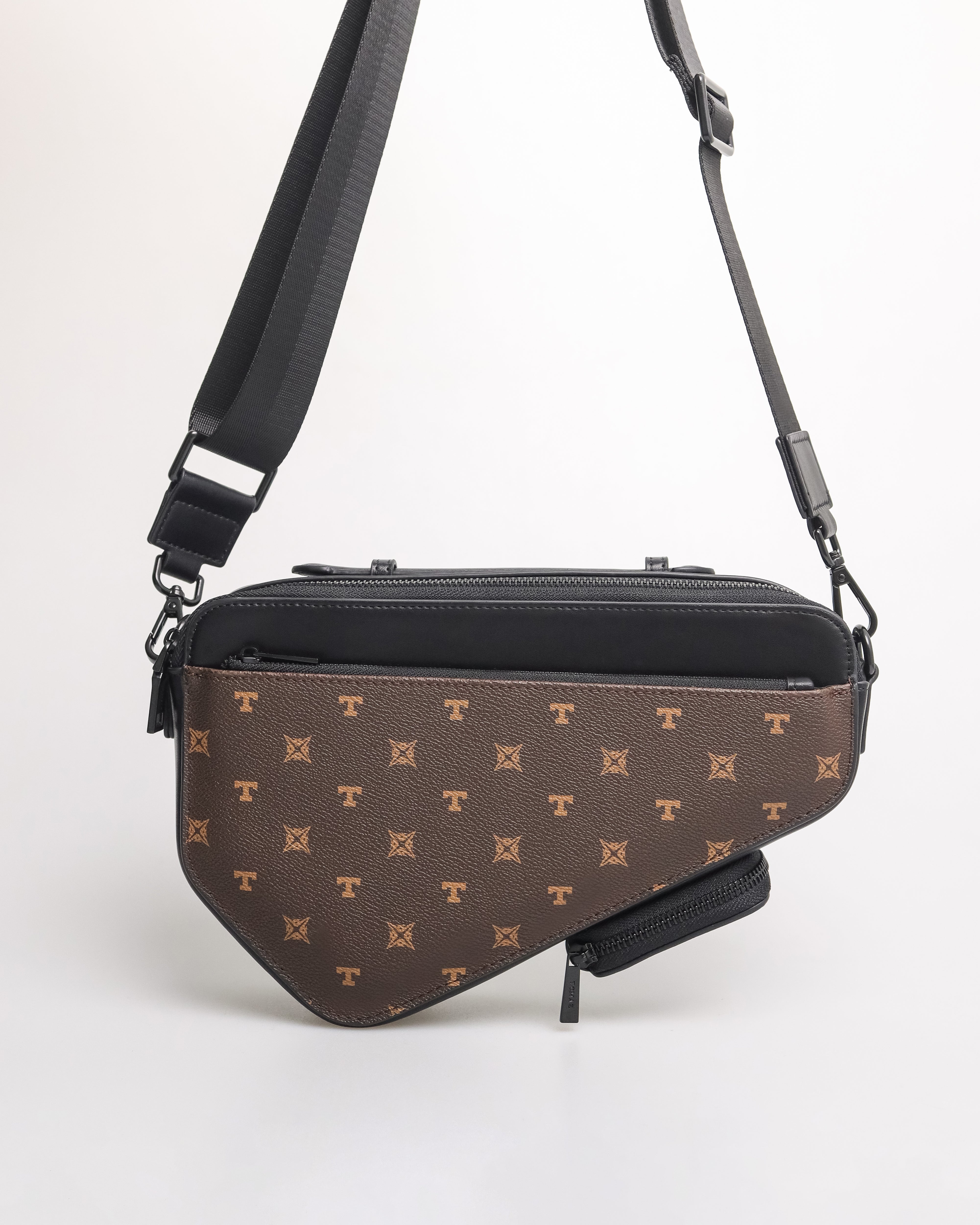 Tomaz NT-TZ446 Monogram Men's Saddle Bag