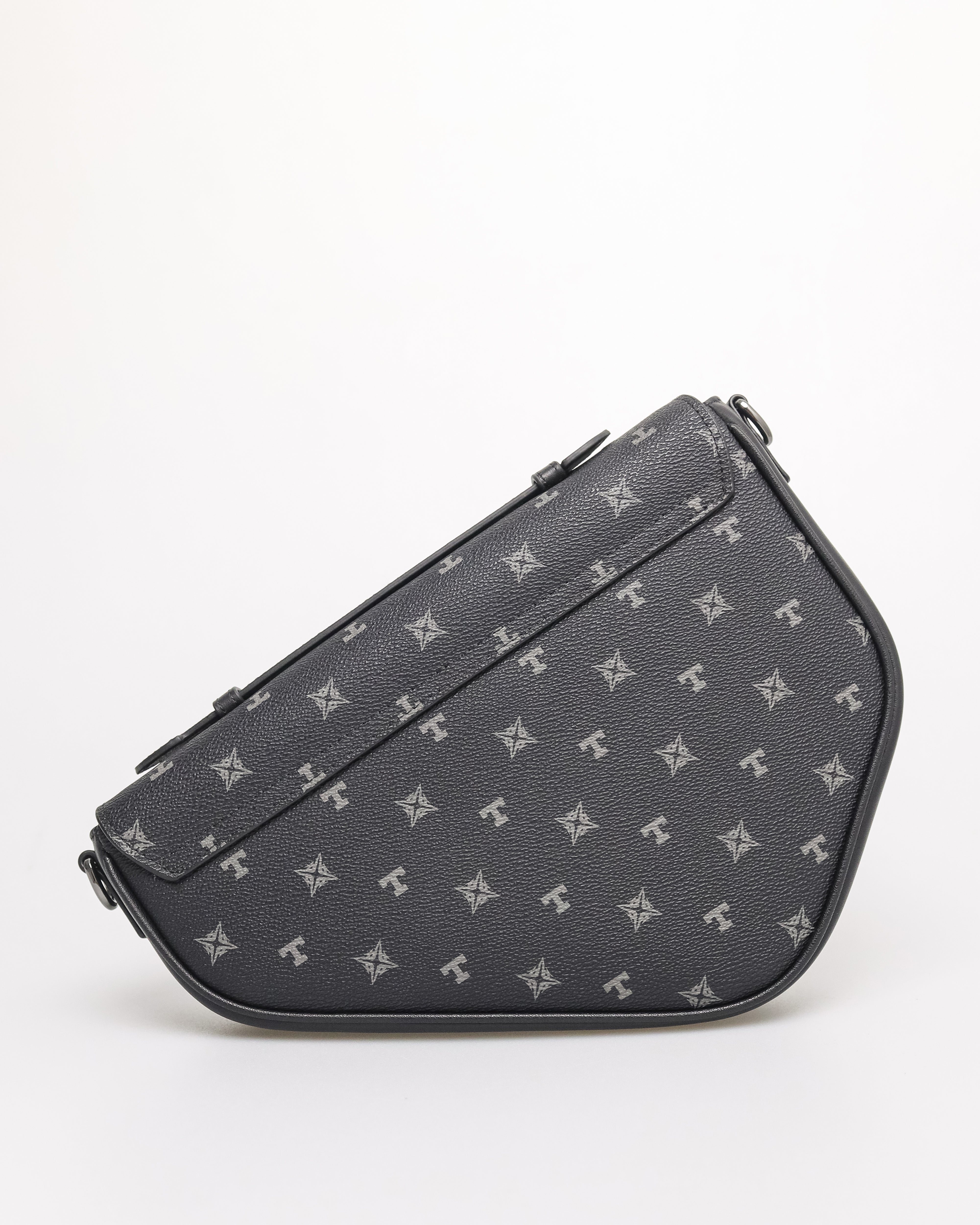 Tomaz NT-TZ436 Men's Monogram Trapeze Elegance Bag