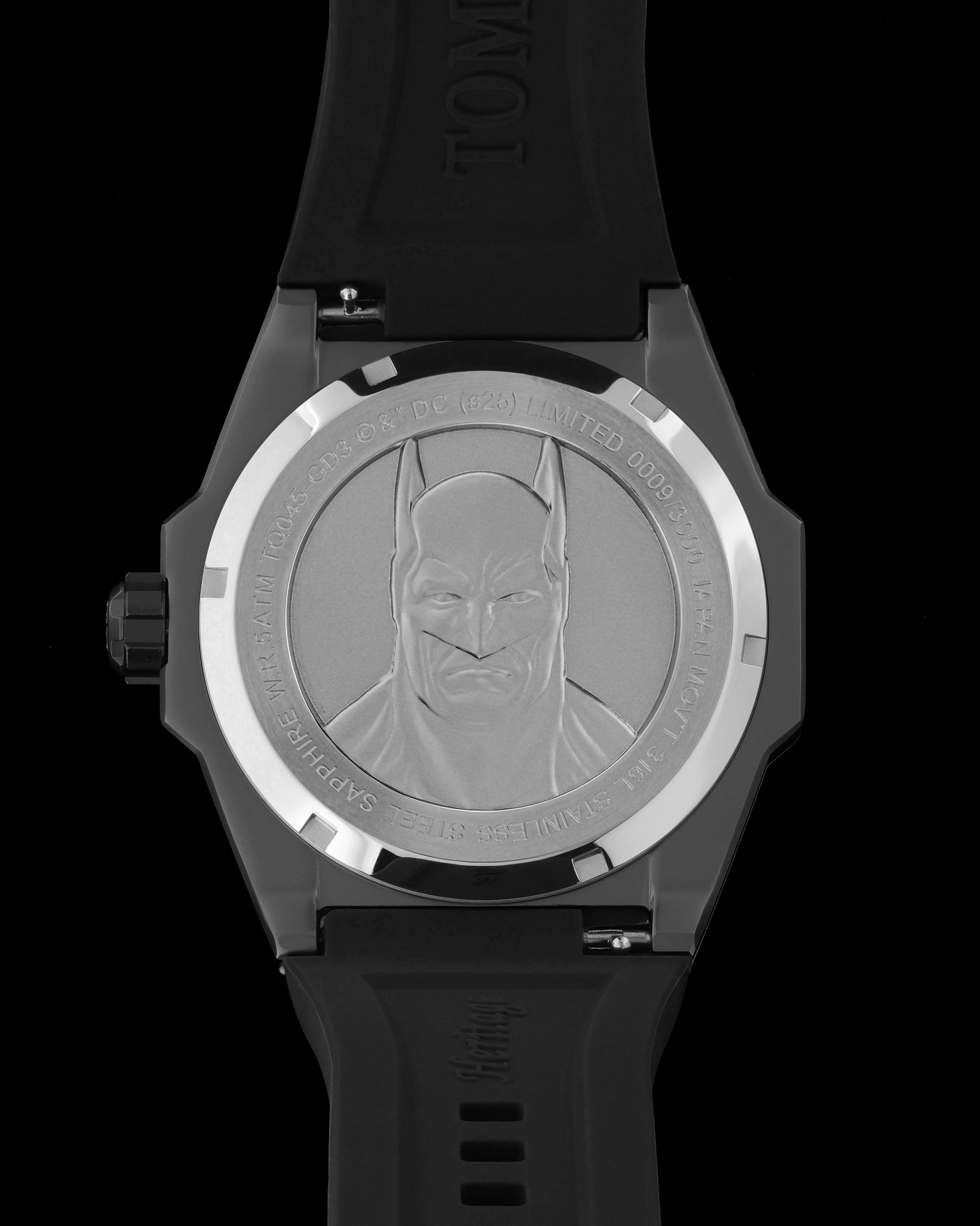 DC Batman TQ045-GD3 (Metal Gun/Black) with Black Silicone Strap