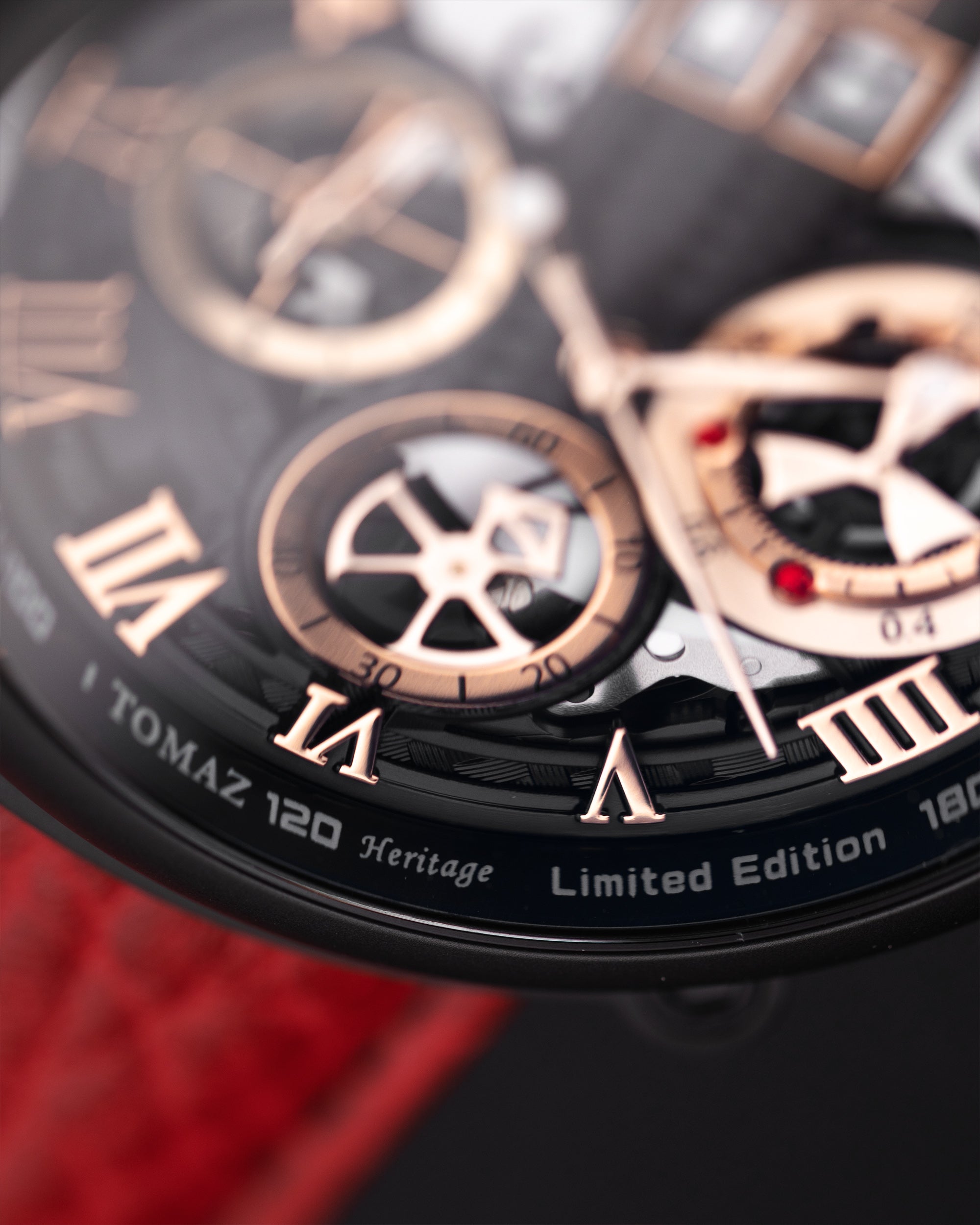 Xavier TW026-D6A (Hitam) Tali Kulit Merah