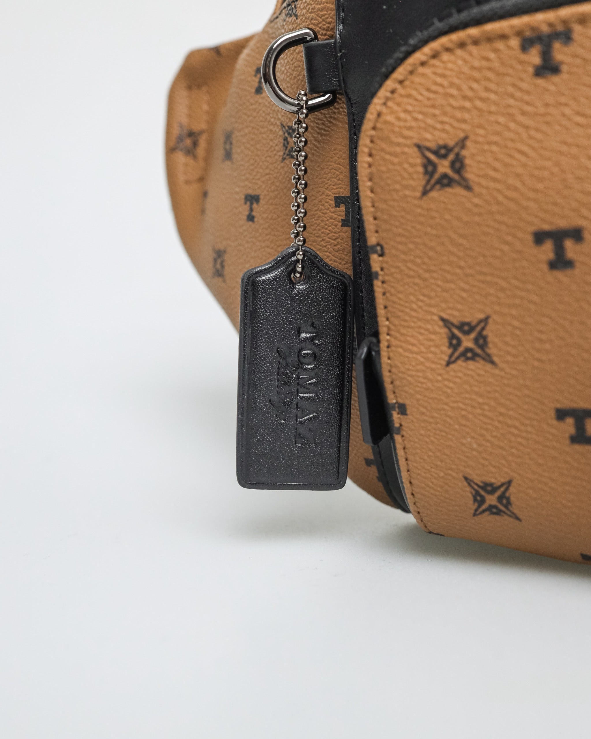 Tomaz Monogram NT-TZ428 Men's Crossbody Pocket Bag