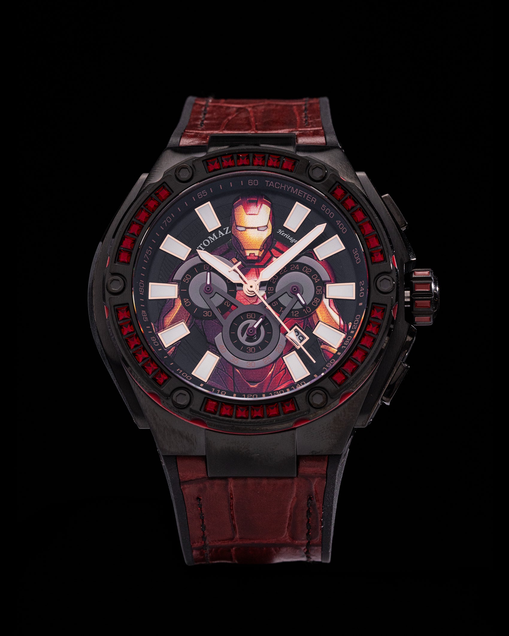 Marvel Iron Man TQ037B-D1 (Hitam/Merah) dengan Kristal Swarovski Merah (Silikon Merah dengan Tali Buluh Kulit)