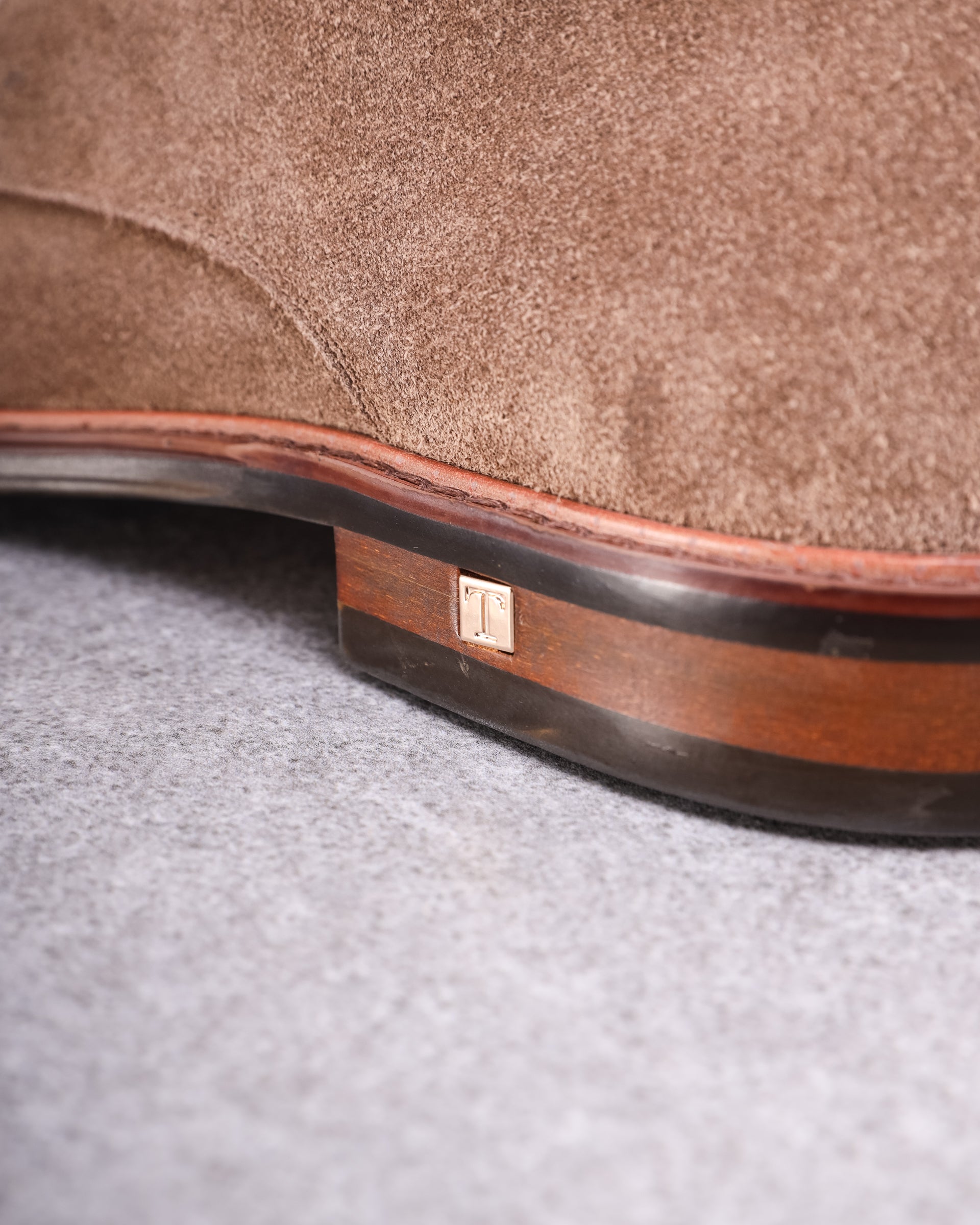 But Suede Lelaki Tomaz F290B