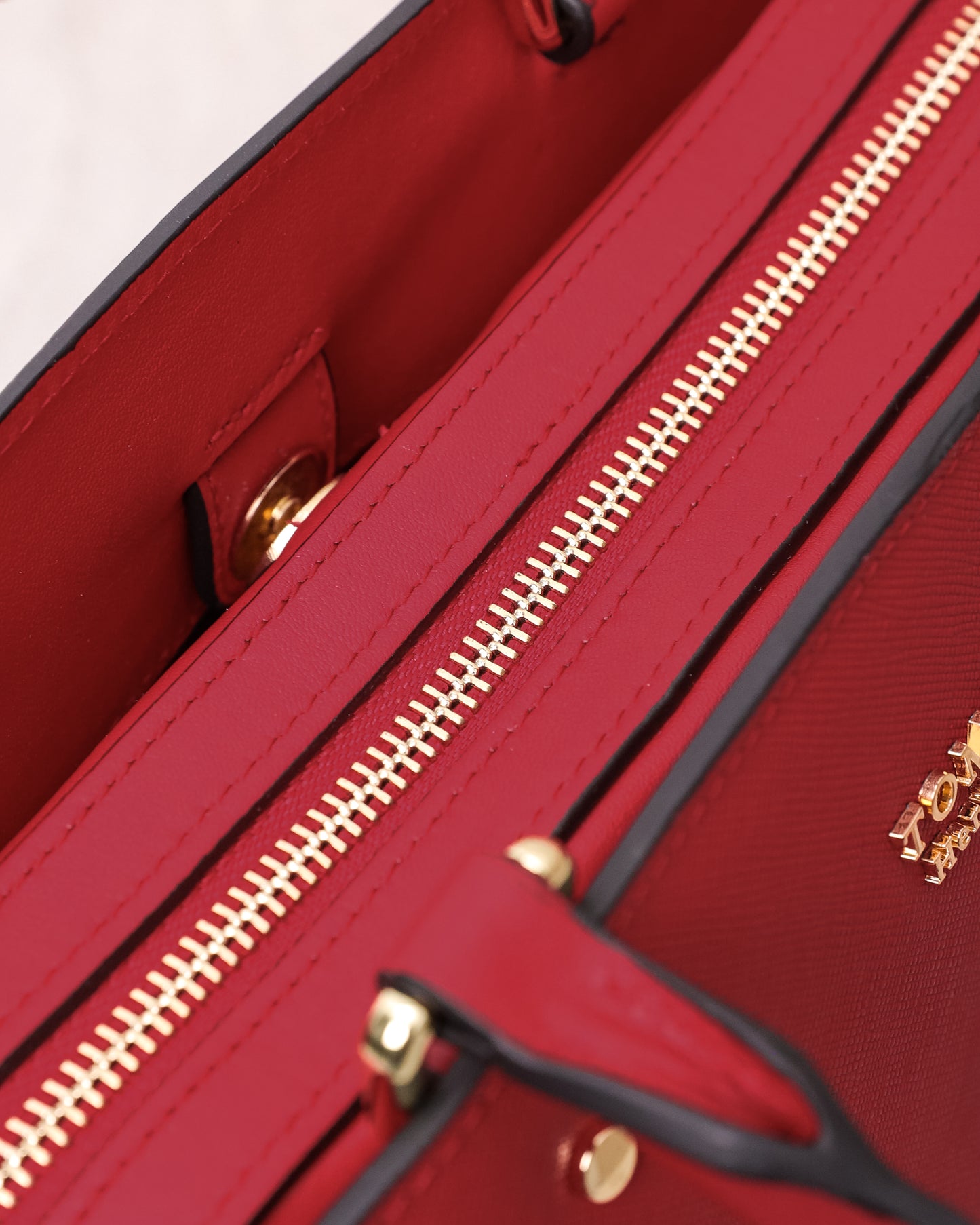 Tomaz BL105 Ladies Top Handle Handbag (Dark Red)
