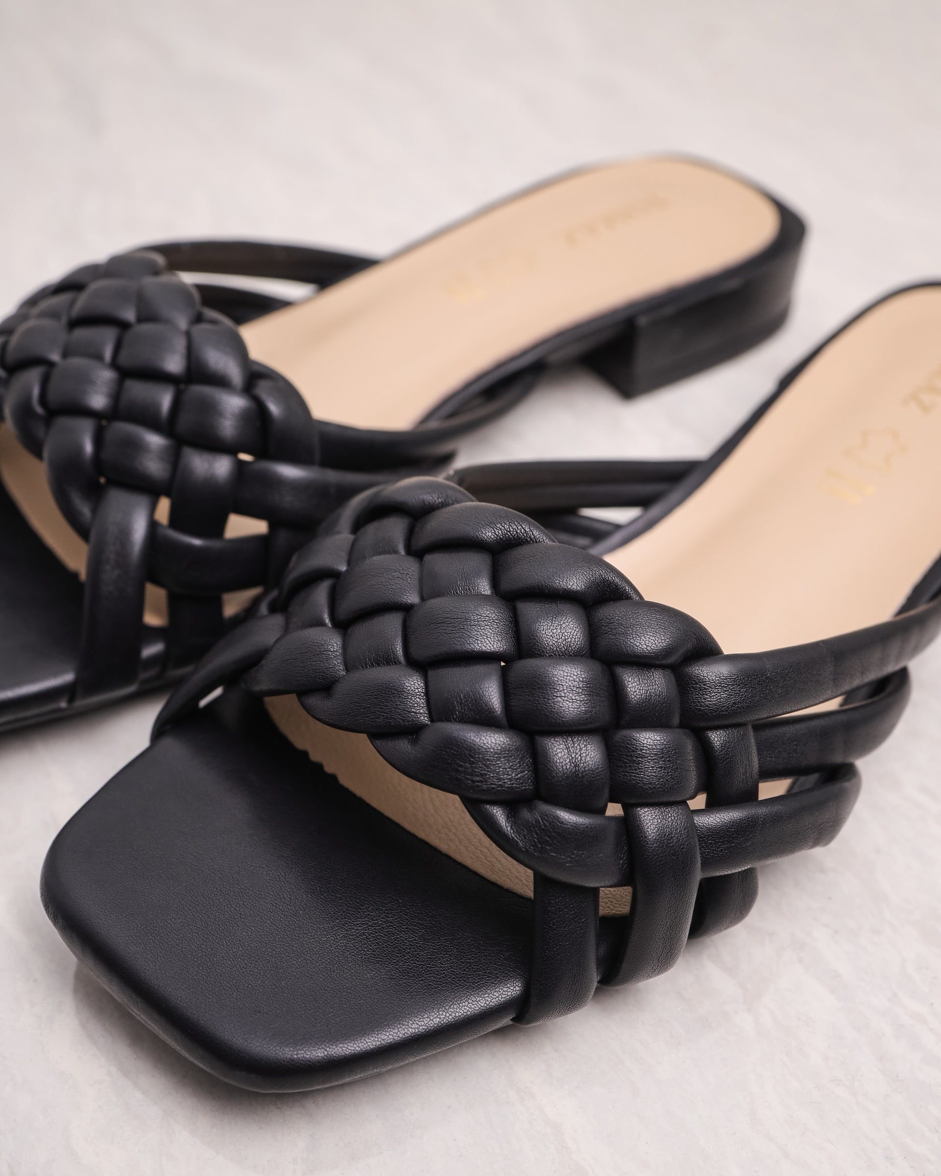 Tomaz YX55 Ladies Braided Strap Sandals (Black)