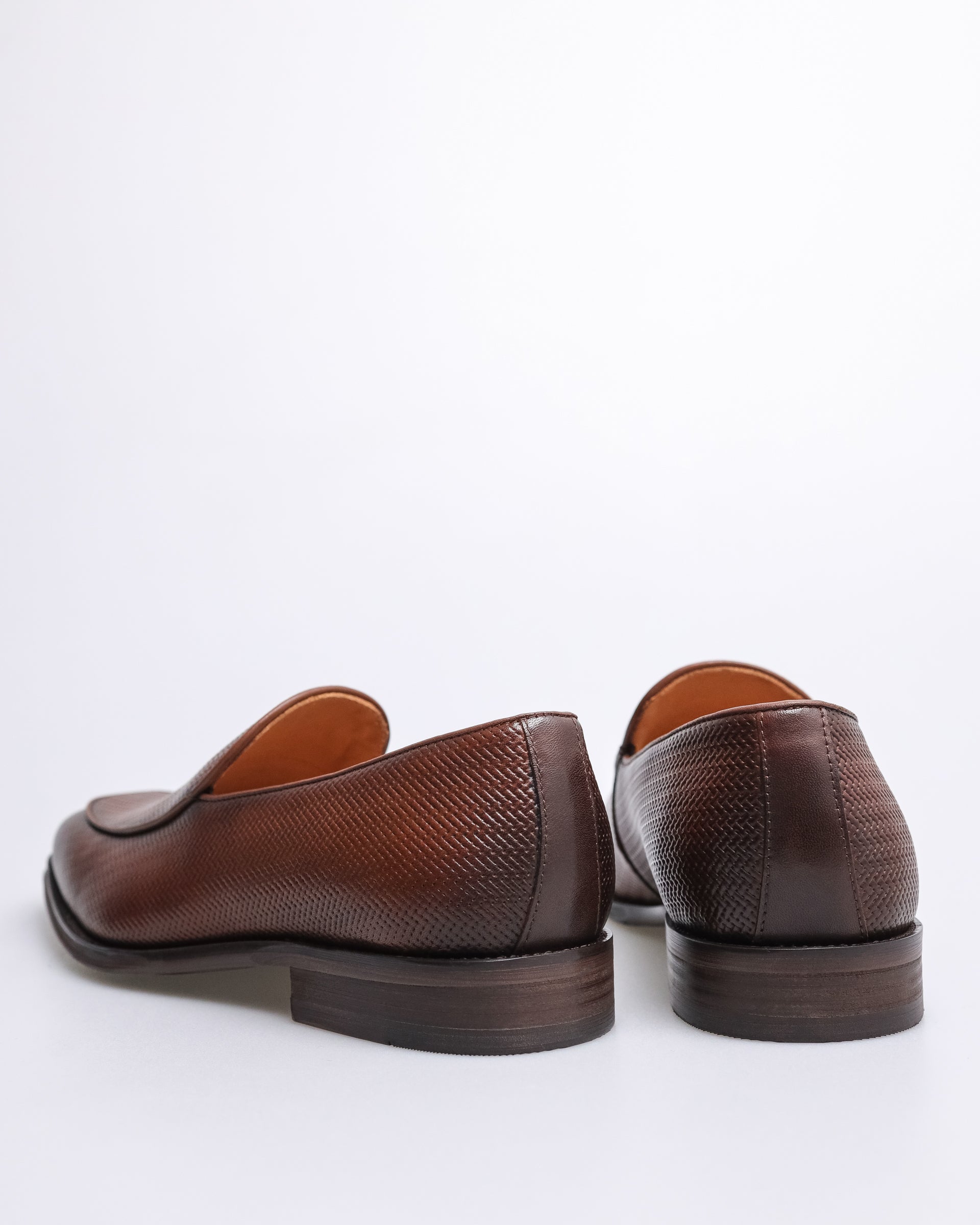 #color_brown