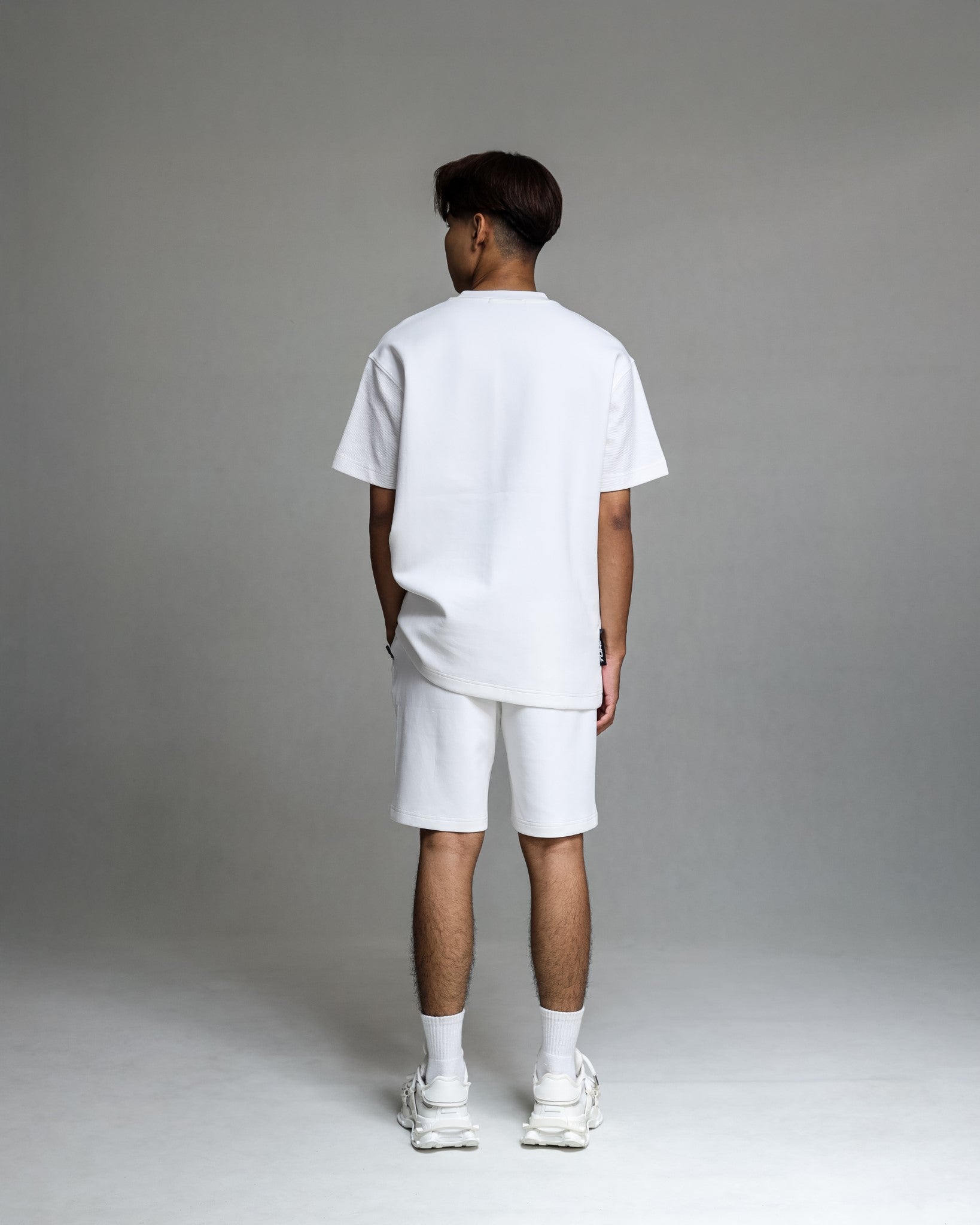 #color_white