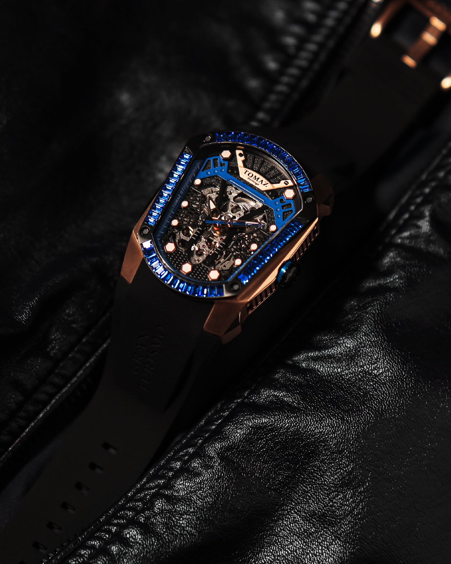 GT Skeleton TW028-D7 (Rosegold/Blue) with Blue Swarovski (Black Rubber Strap)