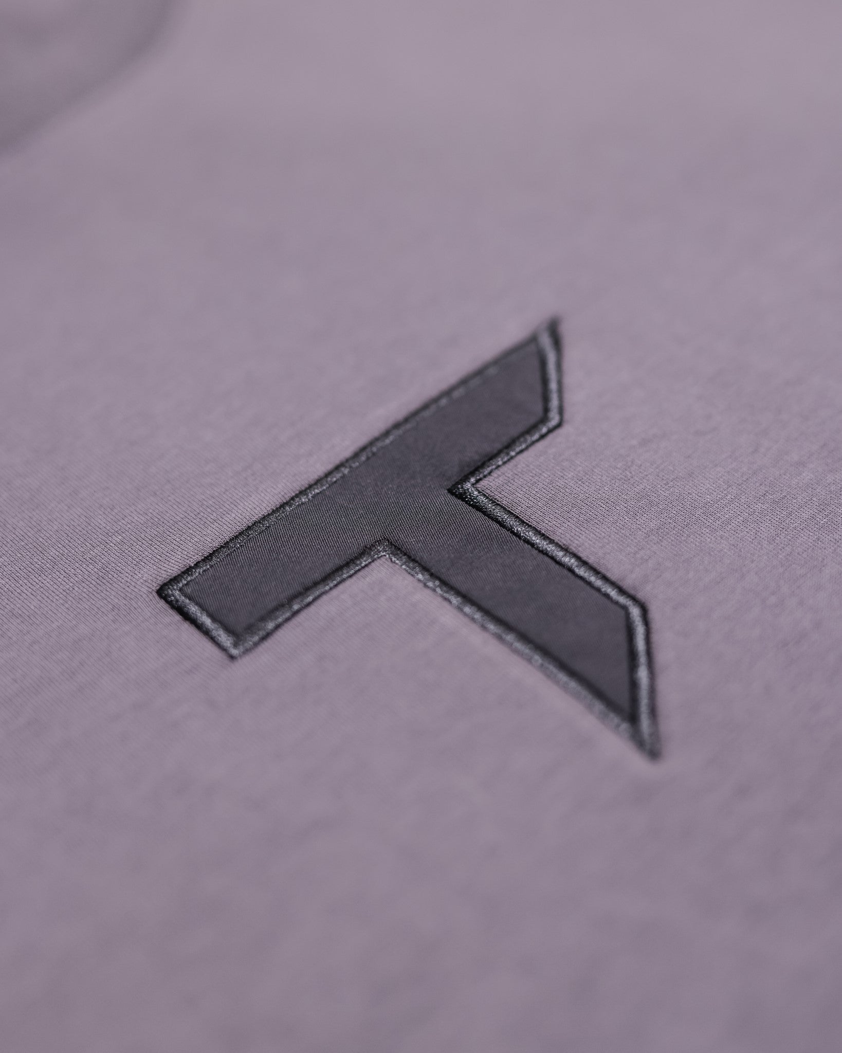 #color_grayish purple