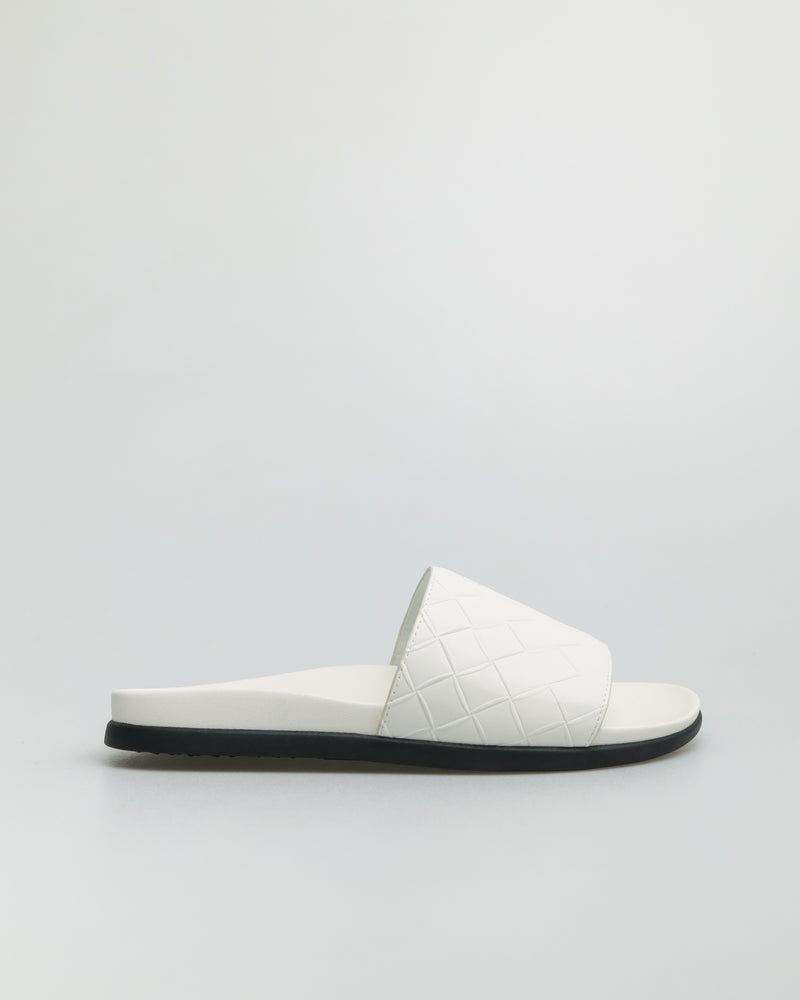 
                  
                    Load image into Gallery viewer, Tomaz C552 Men&amp;#39;s Sandal (White)
                  
                