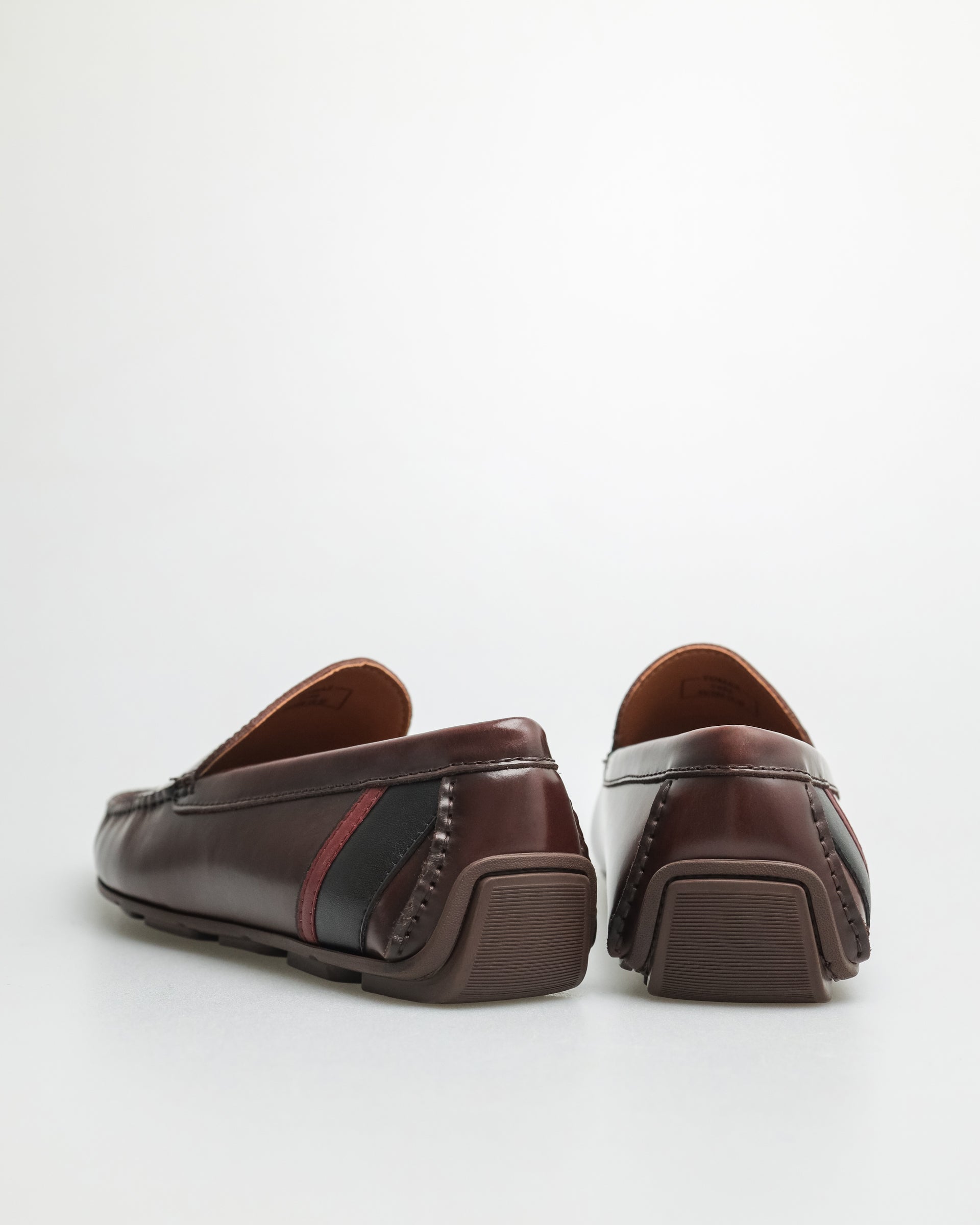 Tomaz C486 Men's Plain Moccasins (Coffee)