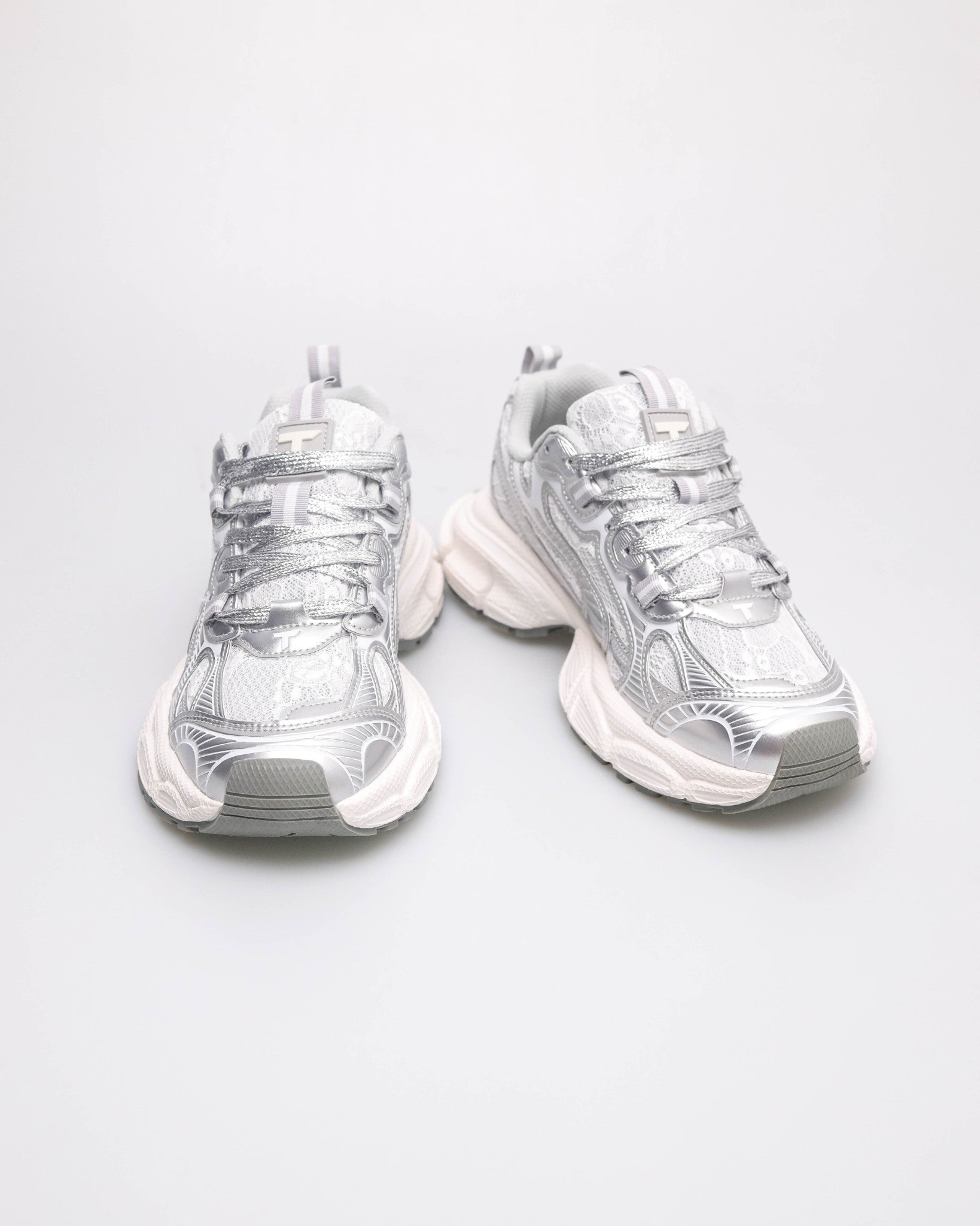 #color_silver