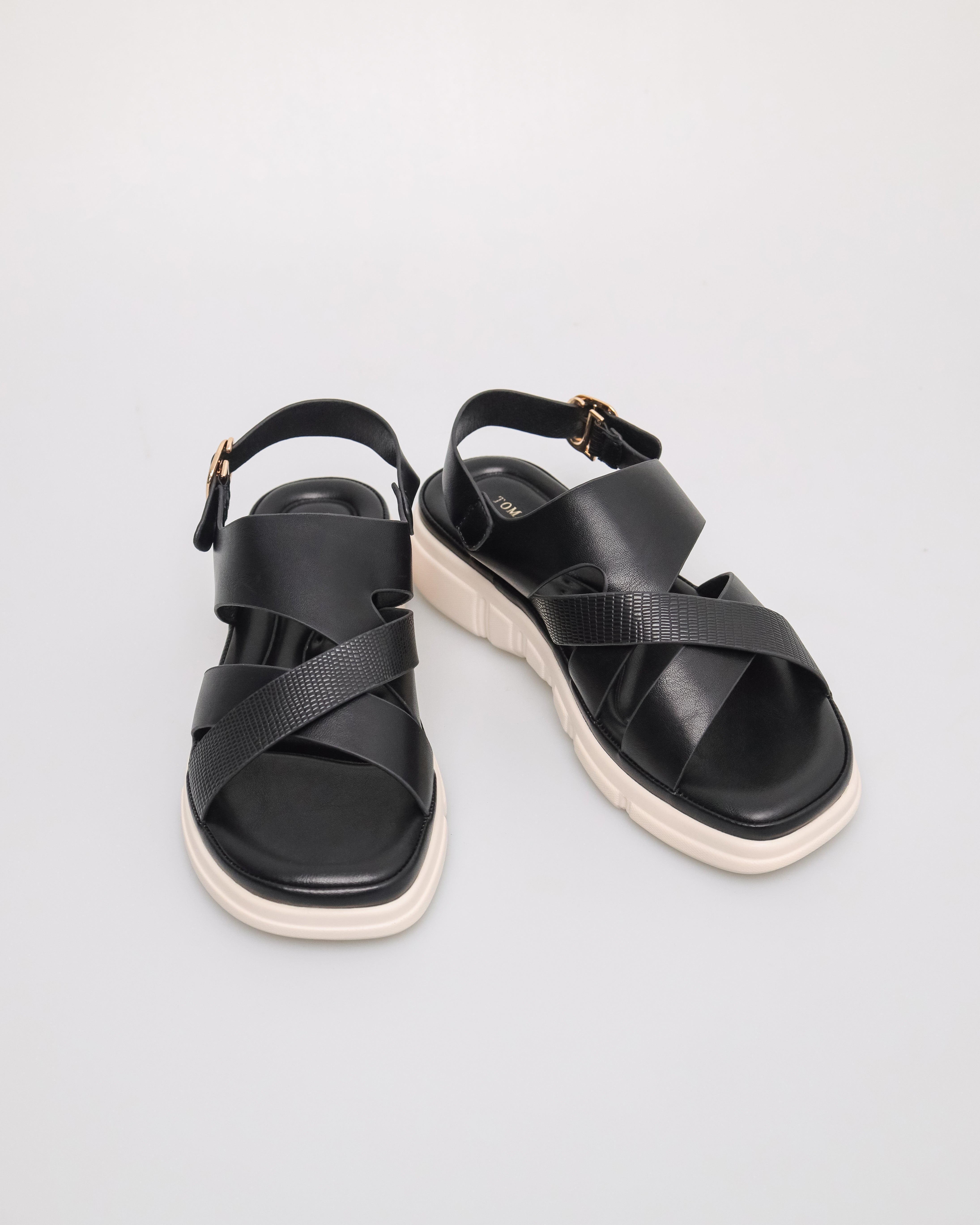 Tomaz NN497 Ladies Cross-Strap Sandal (Black)