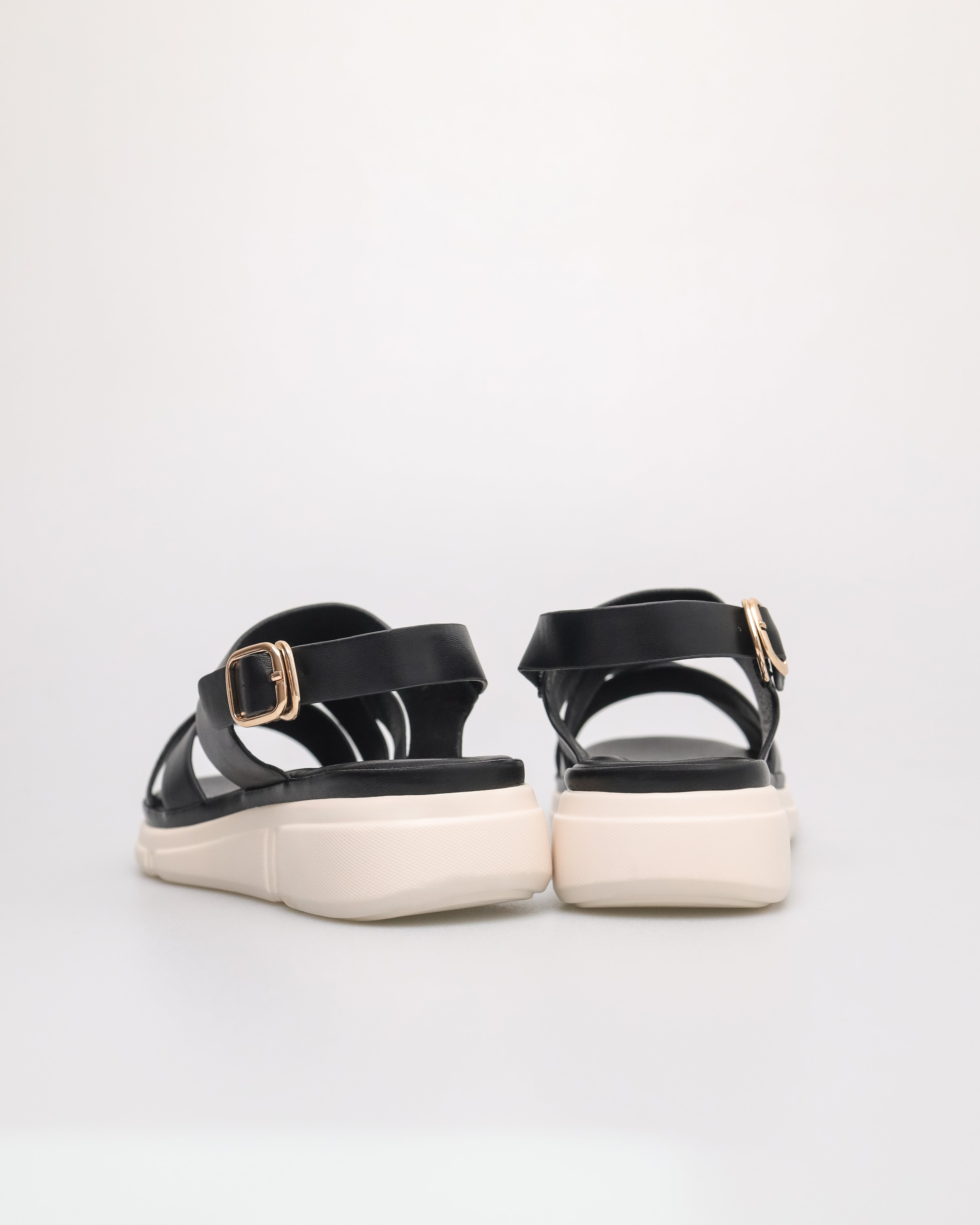 Tomaz NN497 Ladies Cross-Strap Sandal (Black)