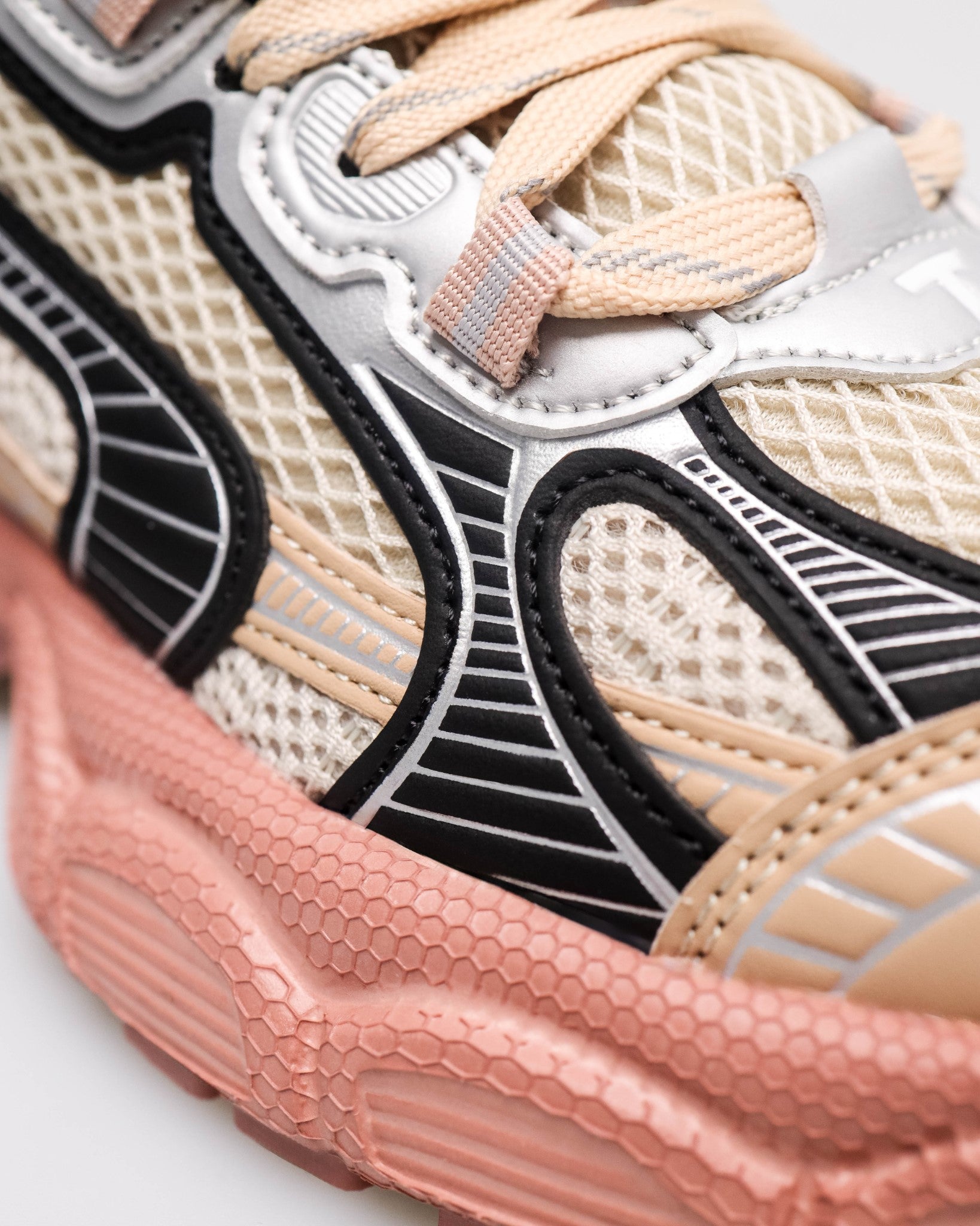 #color_beige/pink