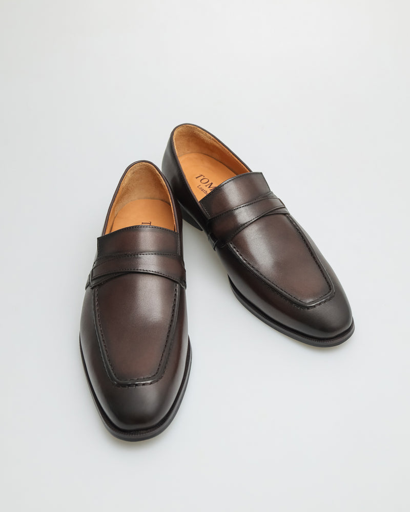 
                  
                    Load image into Gallery viewer, Tomaz F355 Men&amp;#39;s Penny Loafer (Coffee)
                  
                