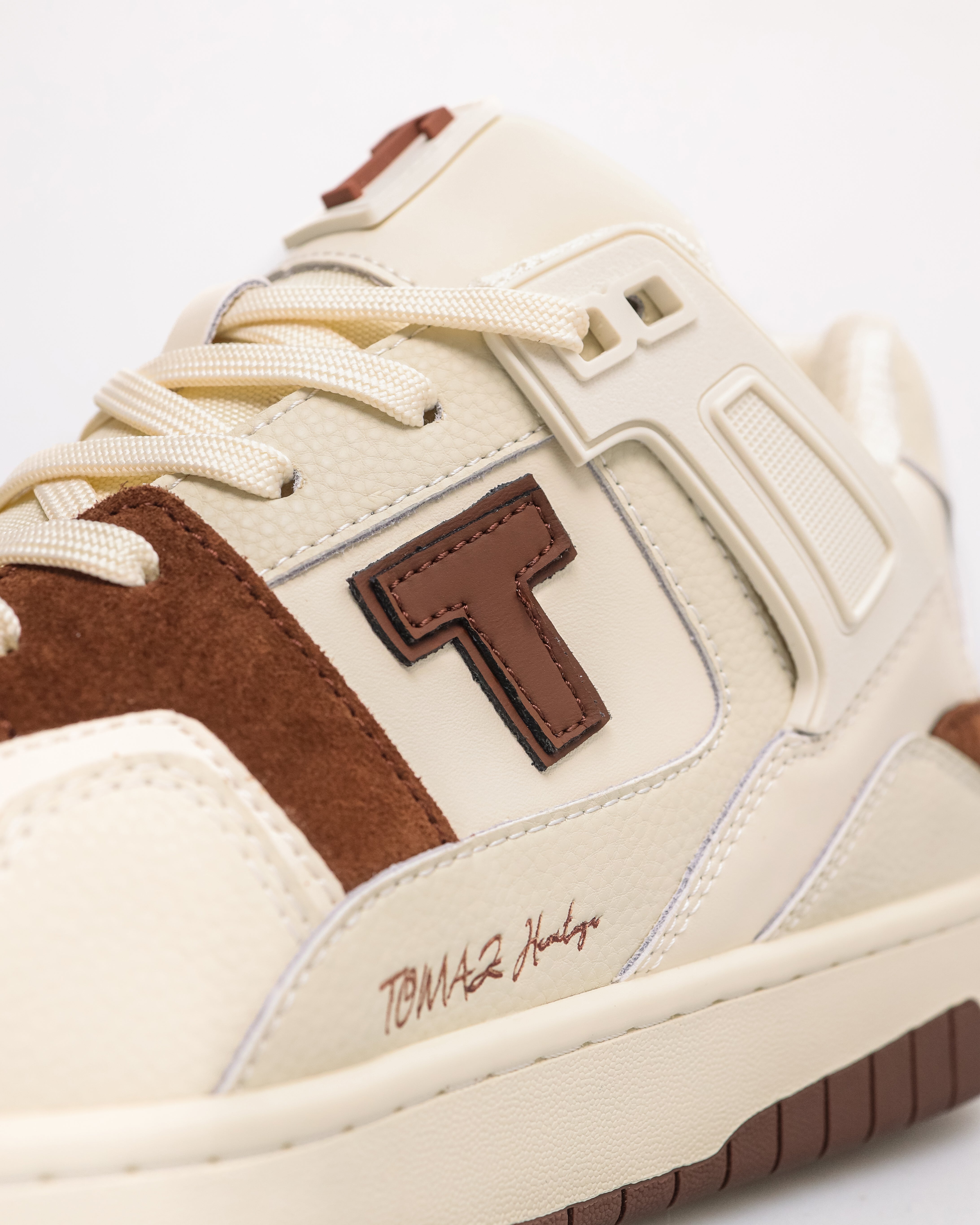 Tomaz TBB031 Men's Sneaker (Brown)