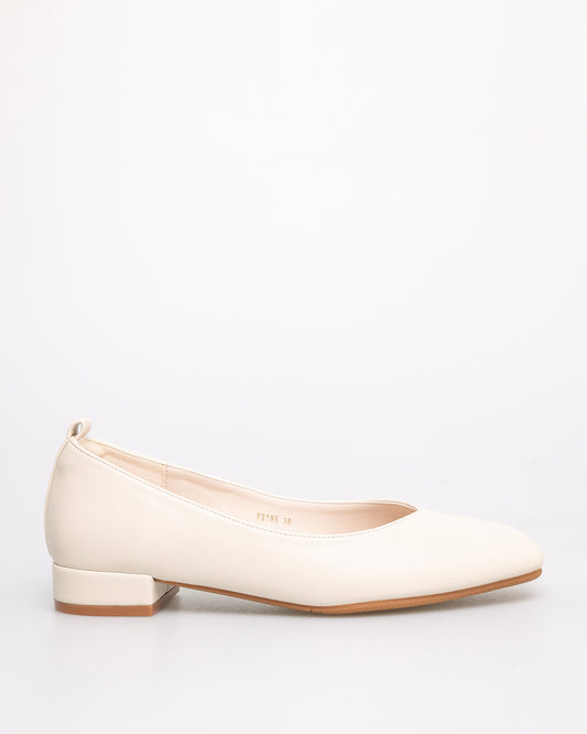 Tomaz YX195 Ladies Classic Flats (White)