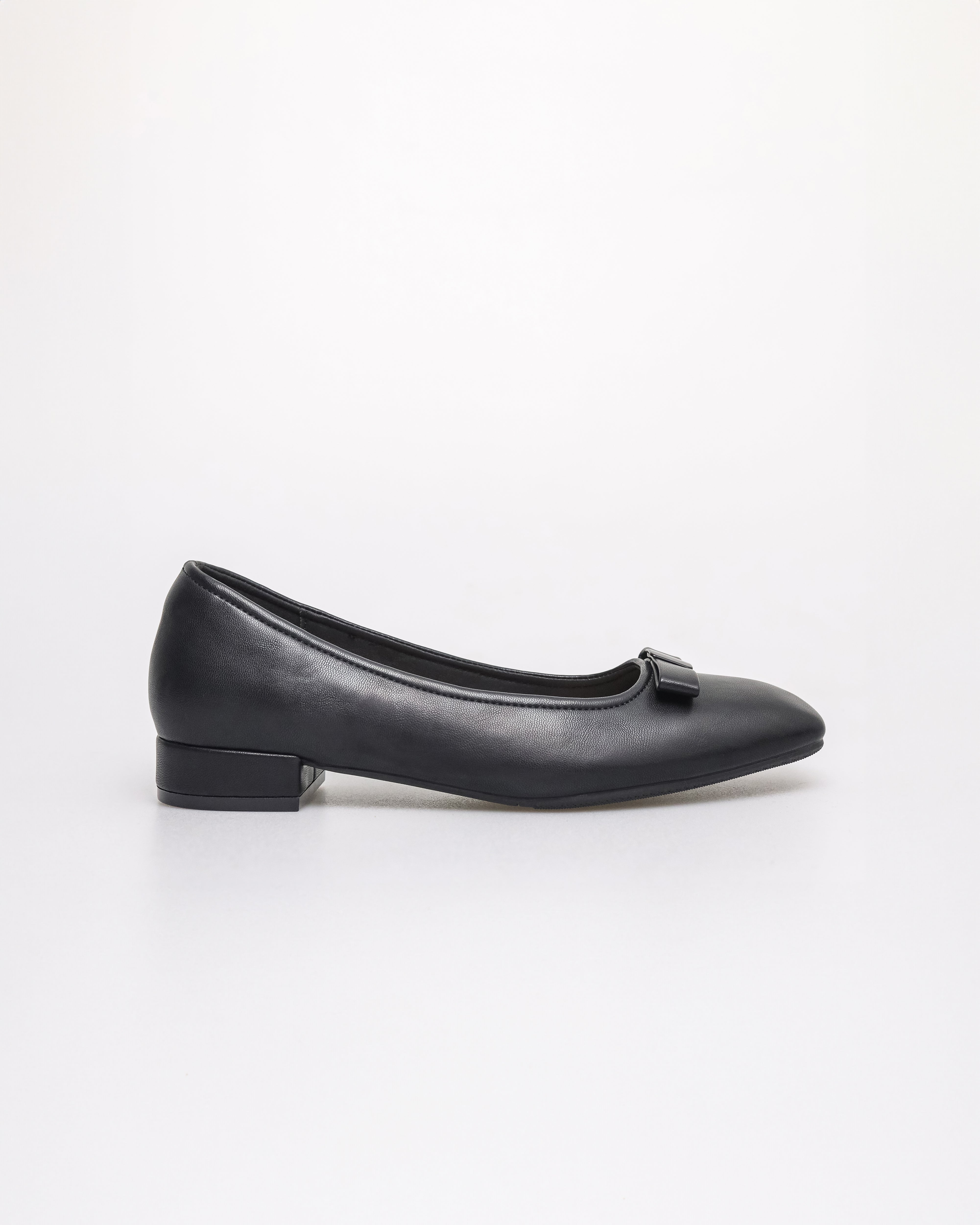 Tomaz YX198 Ladies Folded Ribbon Flats (Black)