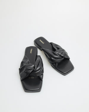 
                  
                    Load image into Gallery viewer, Tomaz YX130 Ladies Folded Strap Flats (Black)
                  
                