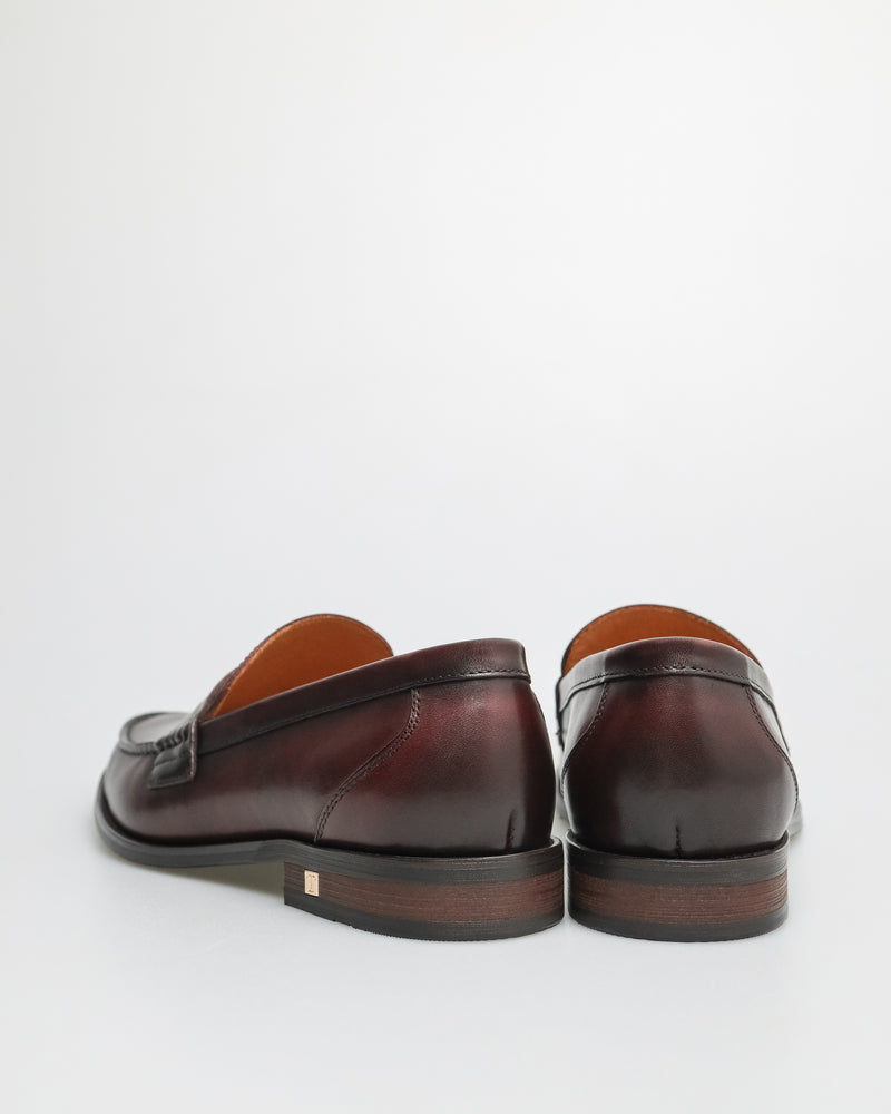 
                  
                    Load image into Gallery viewer, Tomaz F180 Men&amp;#39;s Formal Penny Loafers (Wine)
                  
                