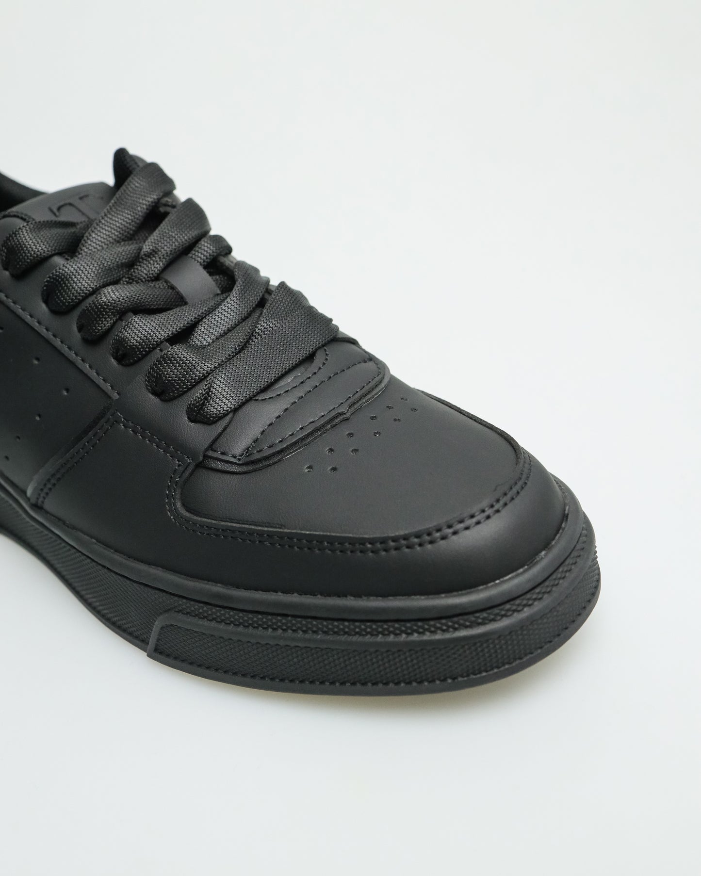 Tomaz TY017 Men's Sneakers (Black)